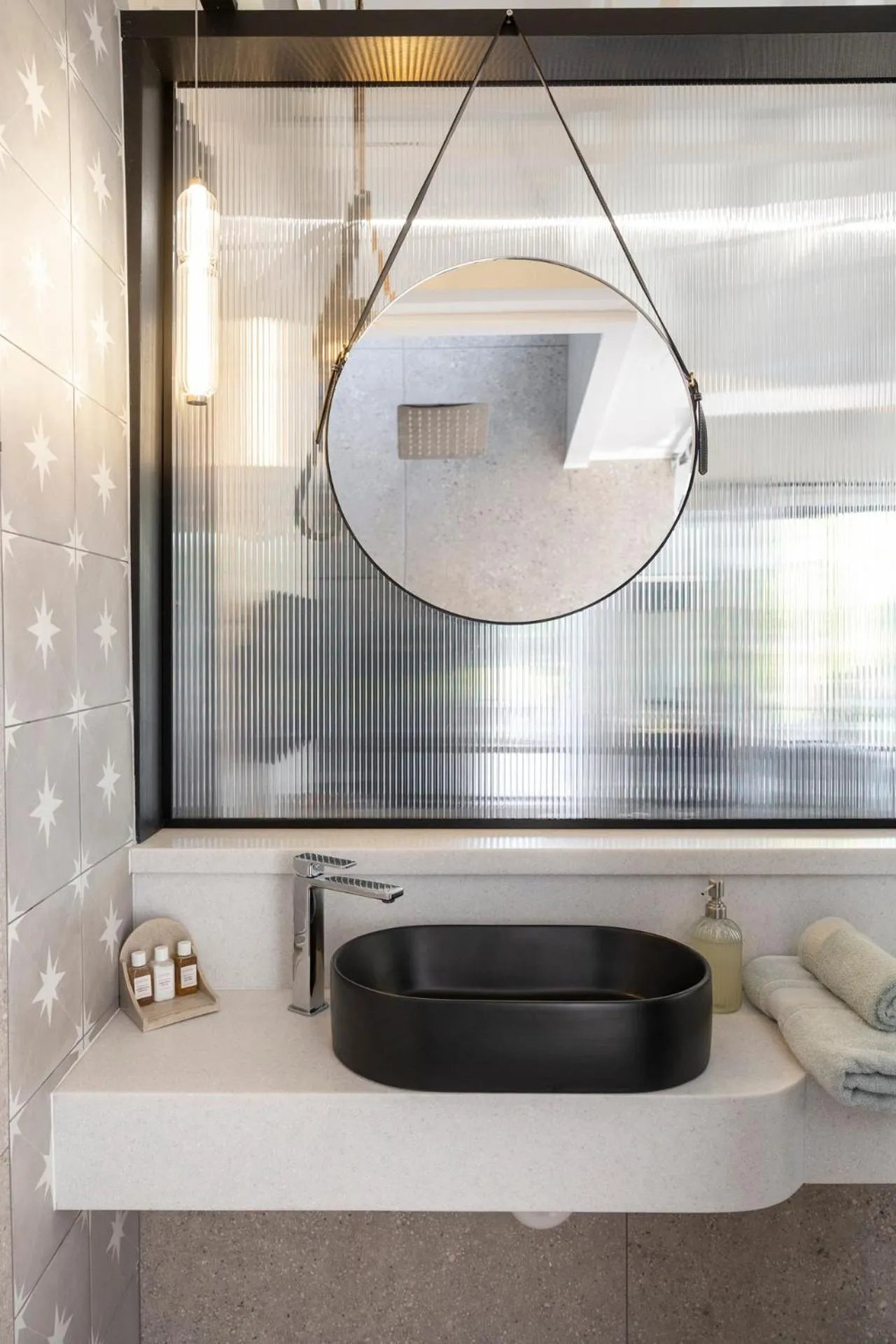 Bathroom in Hornbill House Self Catering Accommodation