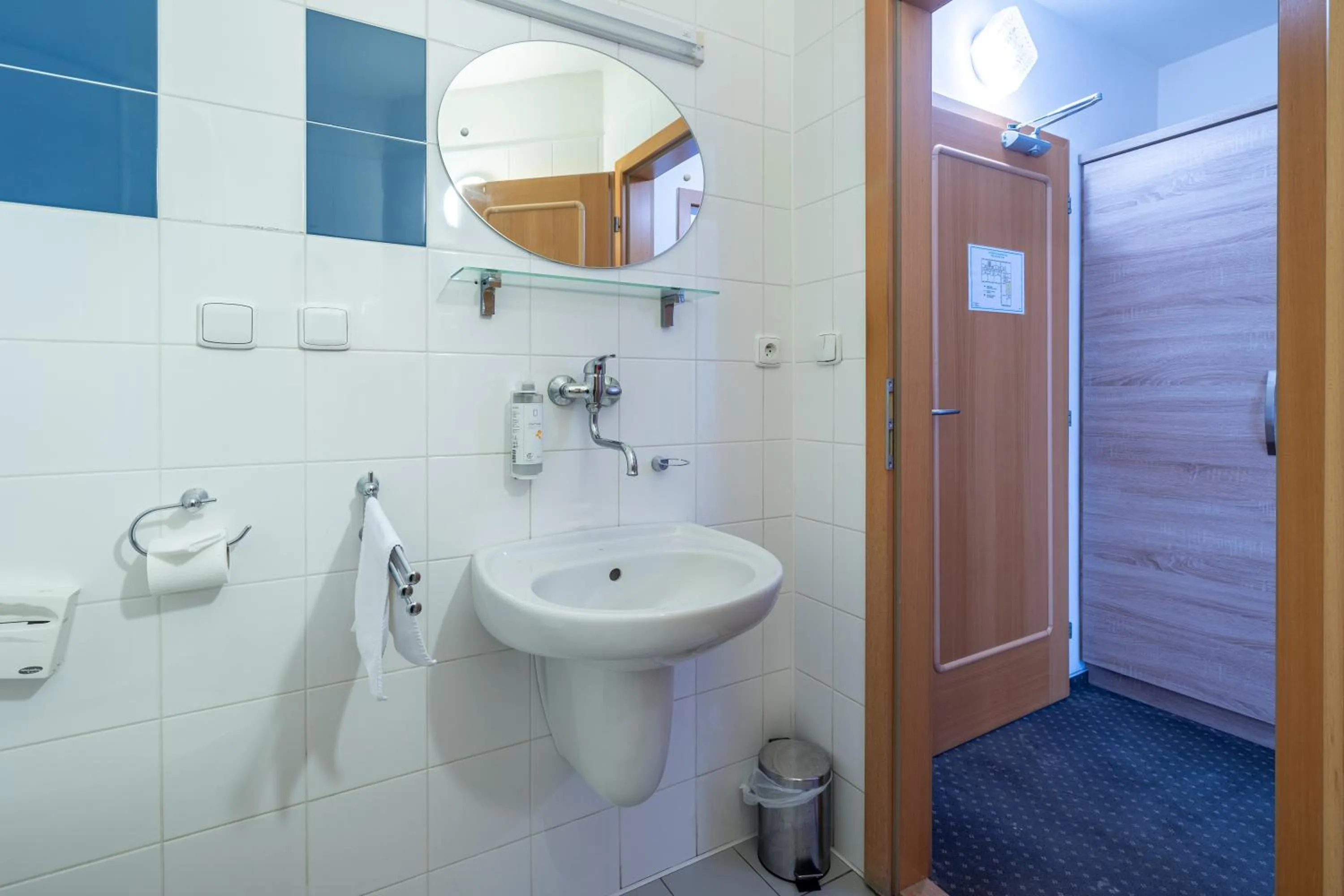 Shower in Hotel Garni Orlova