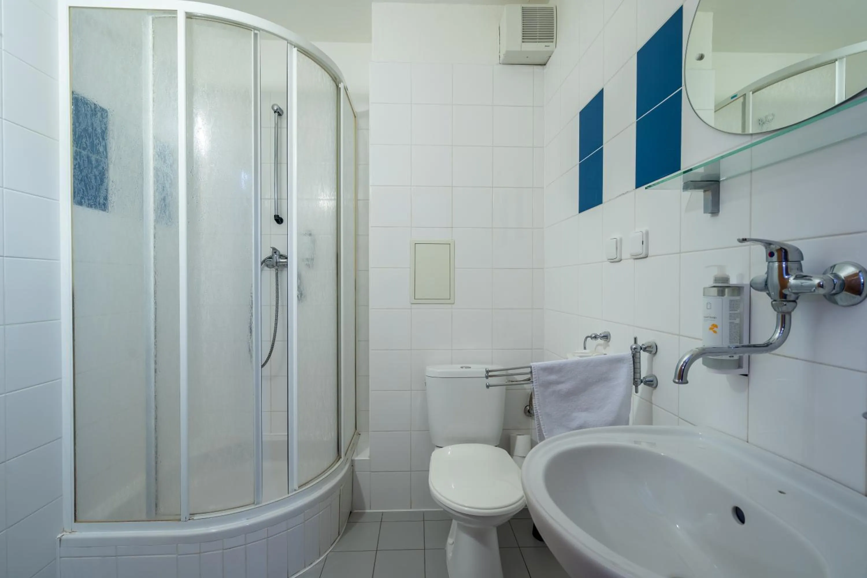 Shower in Hotel Garni Orlova