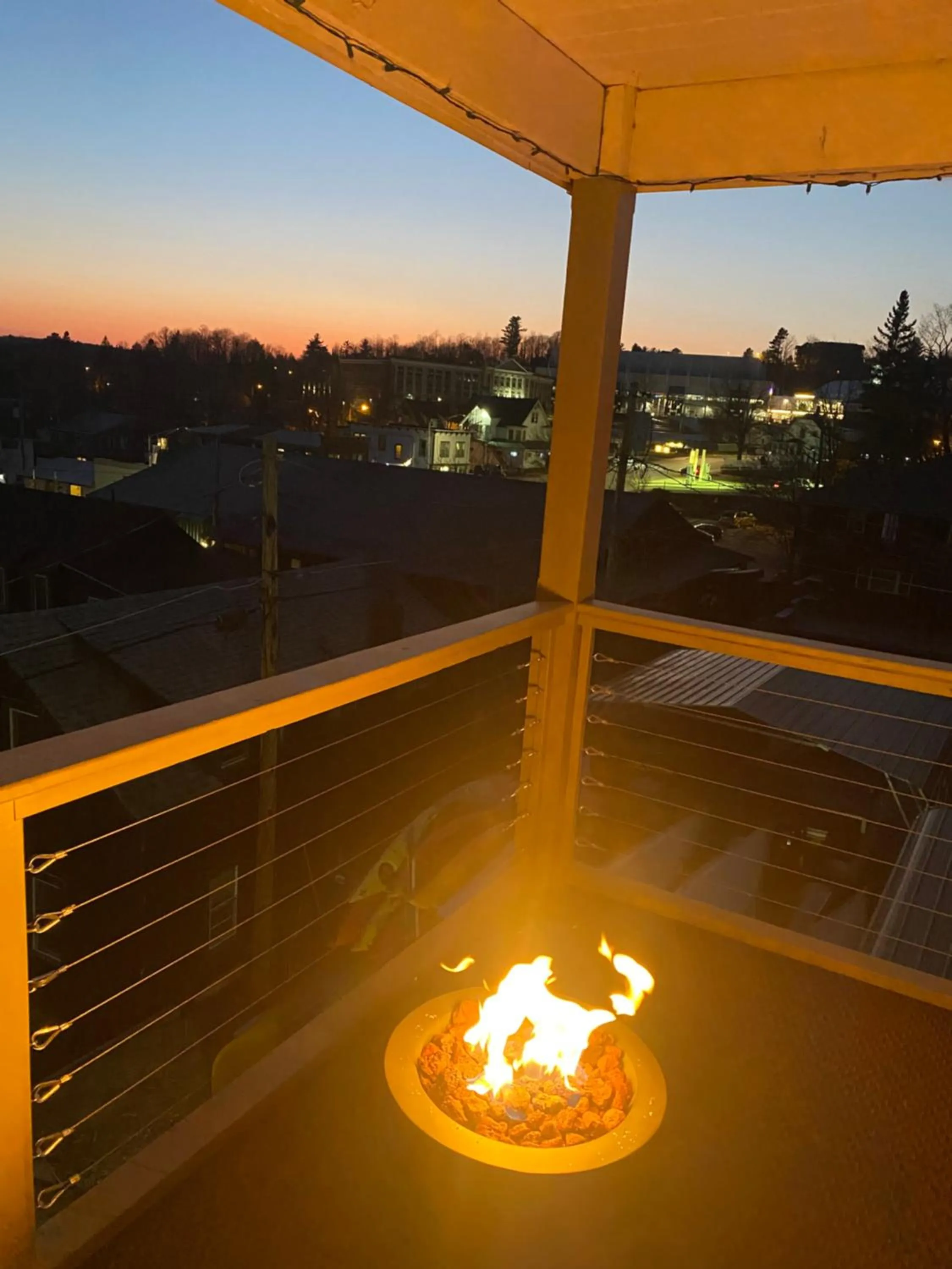 Night in Amazing Mountain Views Lake Placid & 1980 Olympic Center