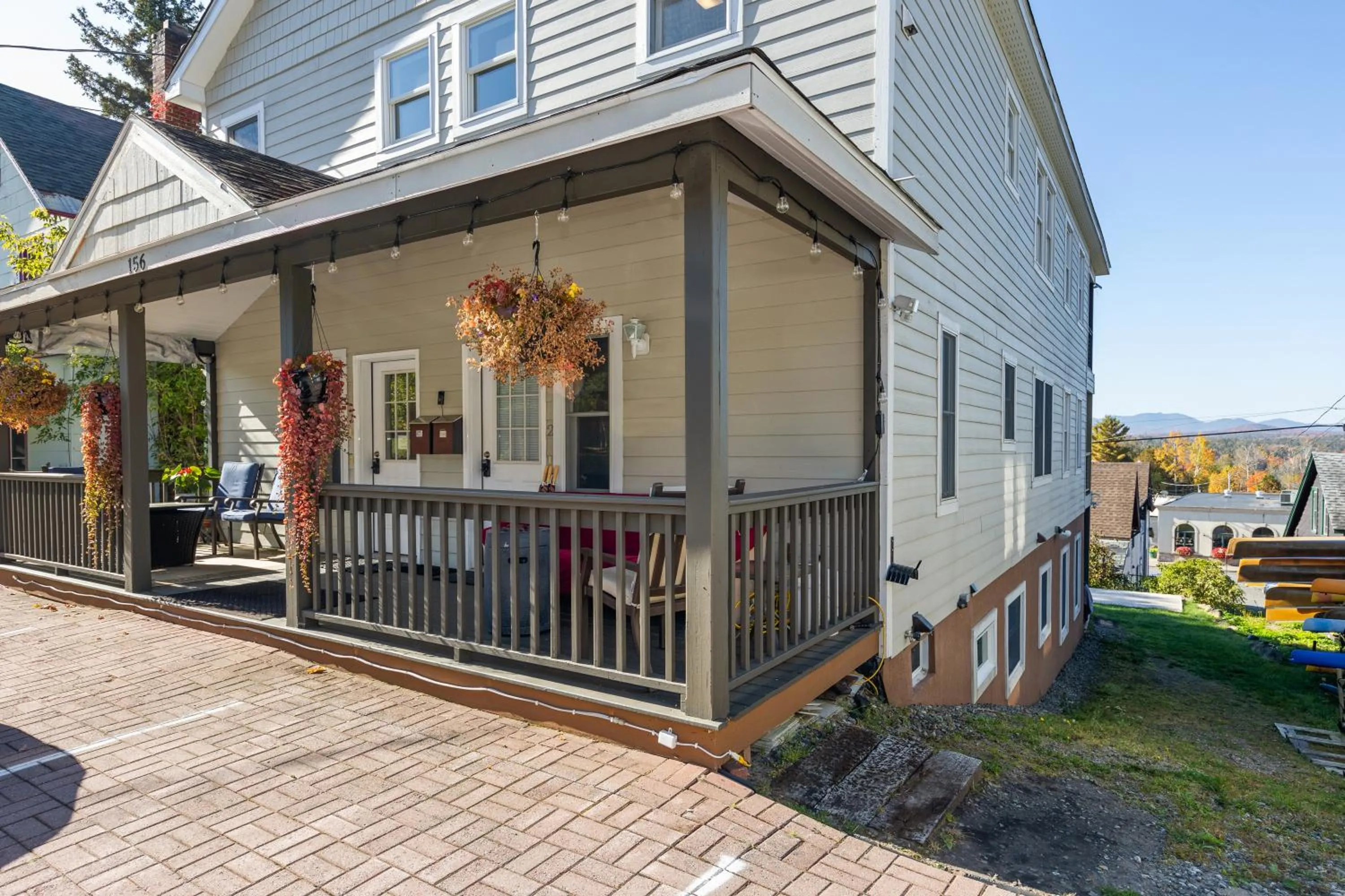 Property building in Amazing Mountain Views Lake Placid & 1980 Olympic Center