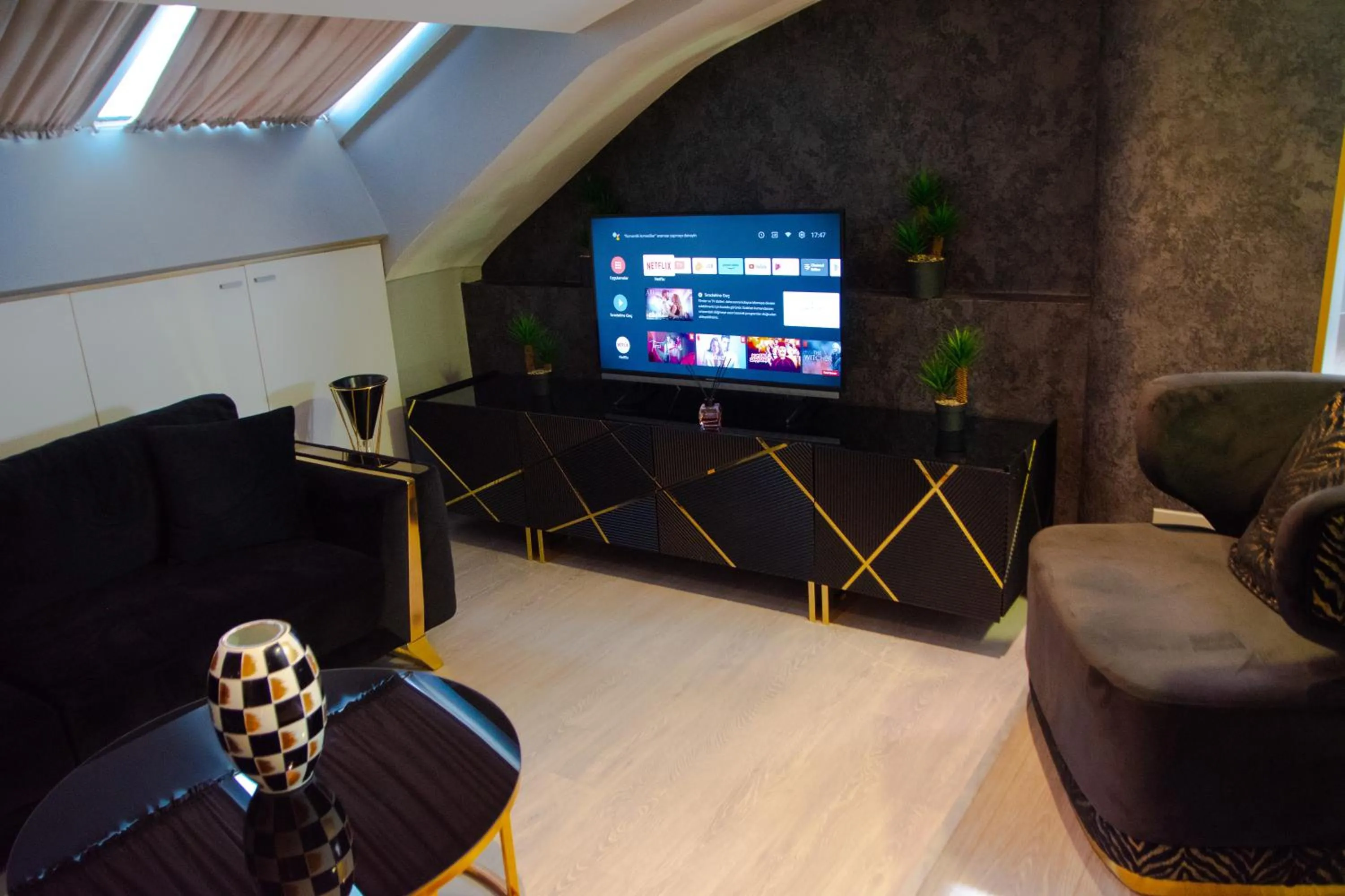 Communal lounge/ TV room in Star of İstanbul Residence