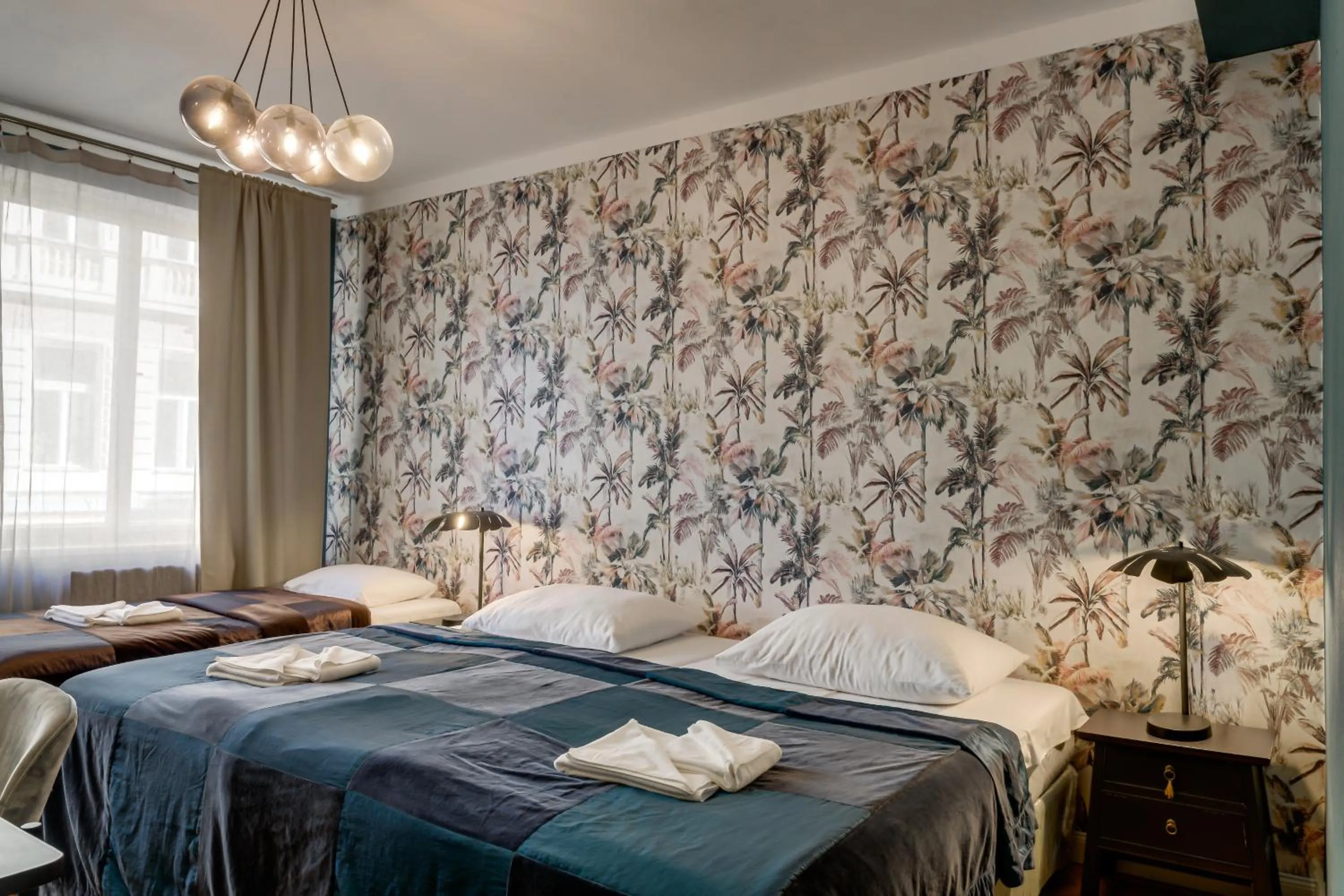 Bed in Louren - The Bridge Inn