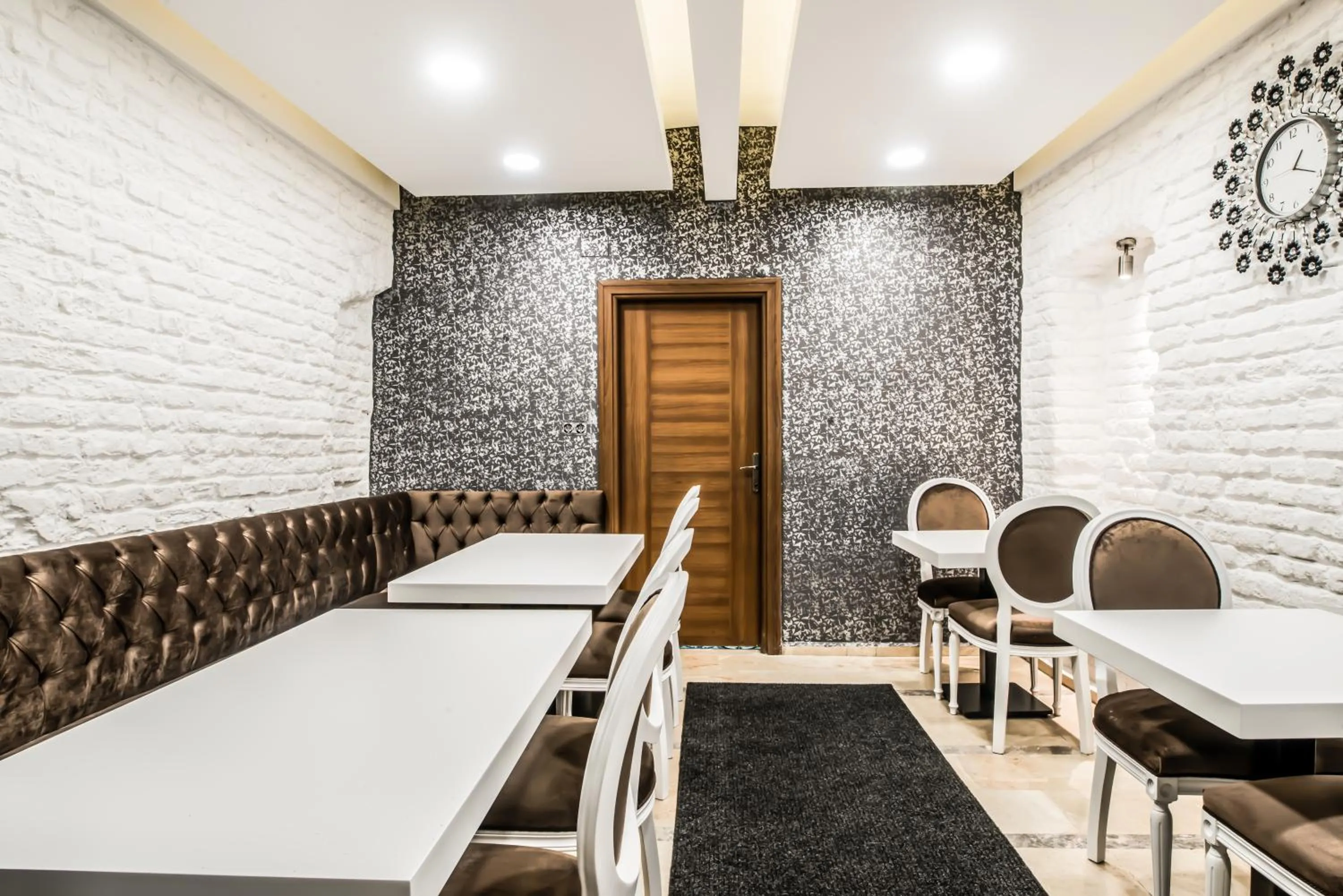 Breakfast in Lazz City Hotel