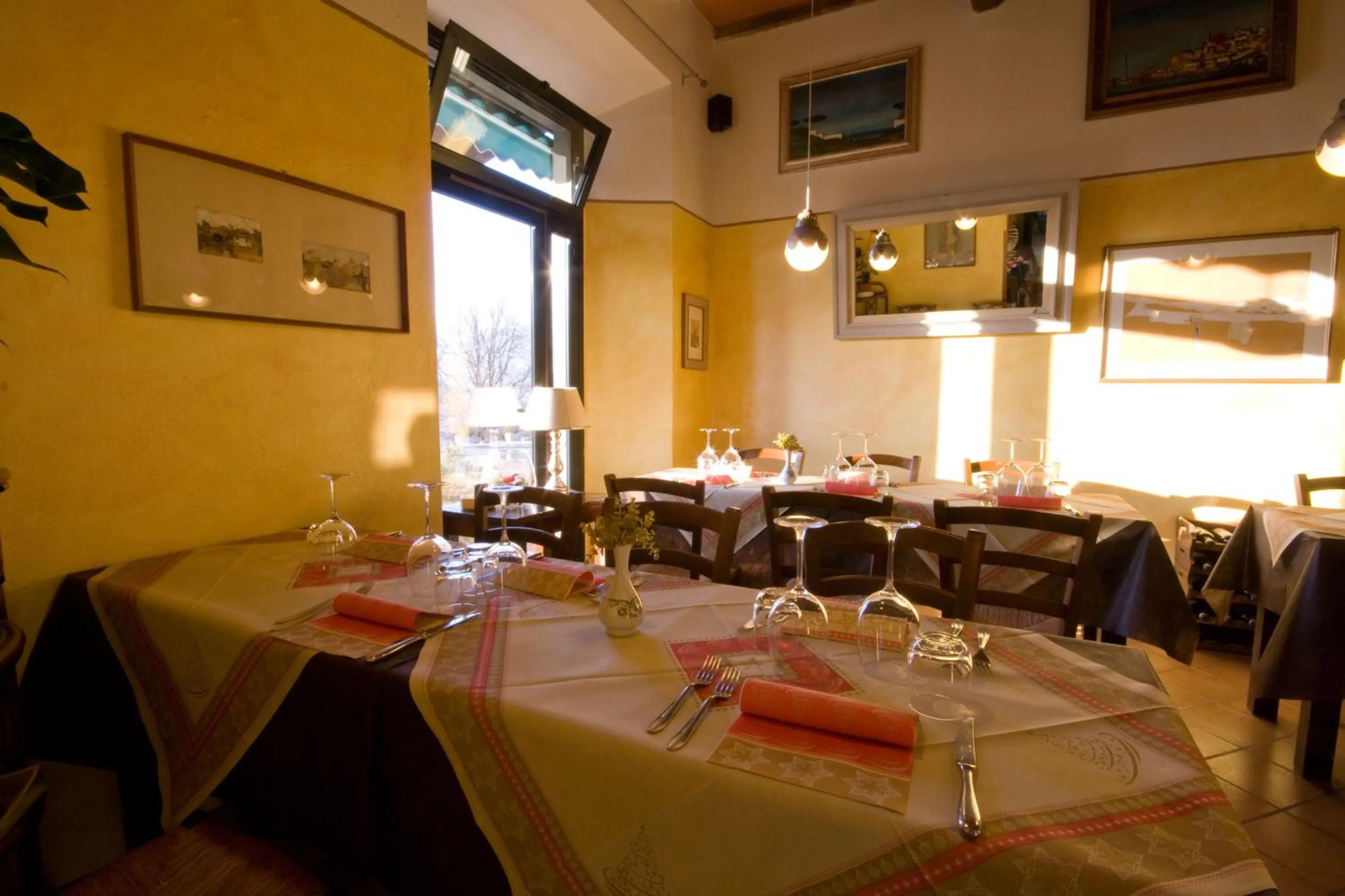 Restaurant/places to eat in Gli Orzali