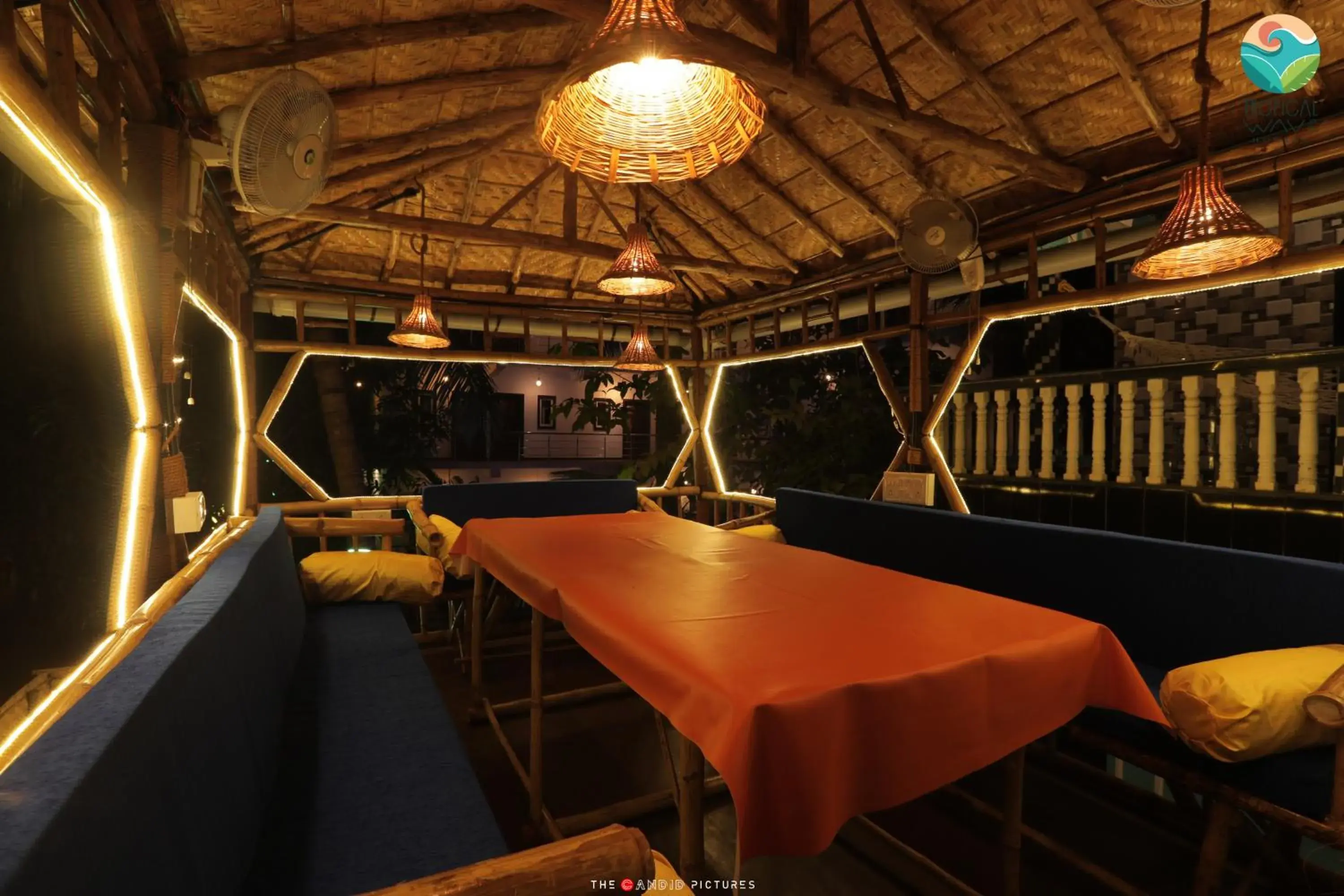 Restaurant/places to eat in Tropical Wave Hostel Morjim Goa Restaurant/places to eat in Tropical Wave Hostel Morjim Goa