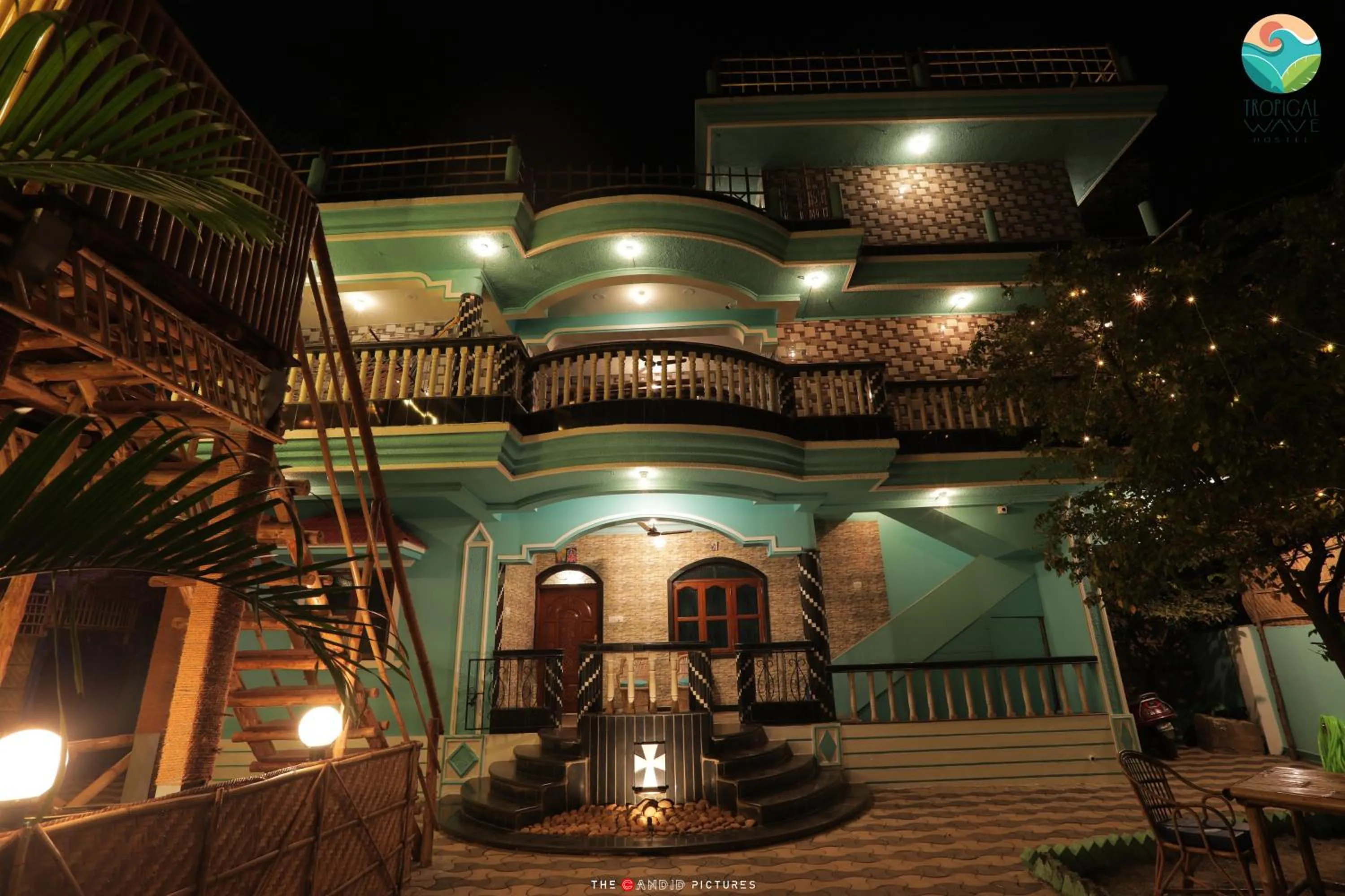 Property building in Tropical Wave Hostel Morjim Goa