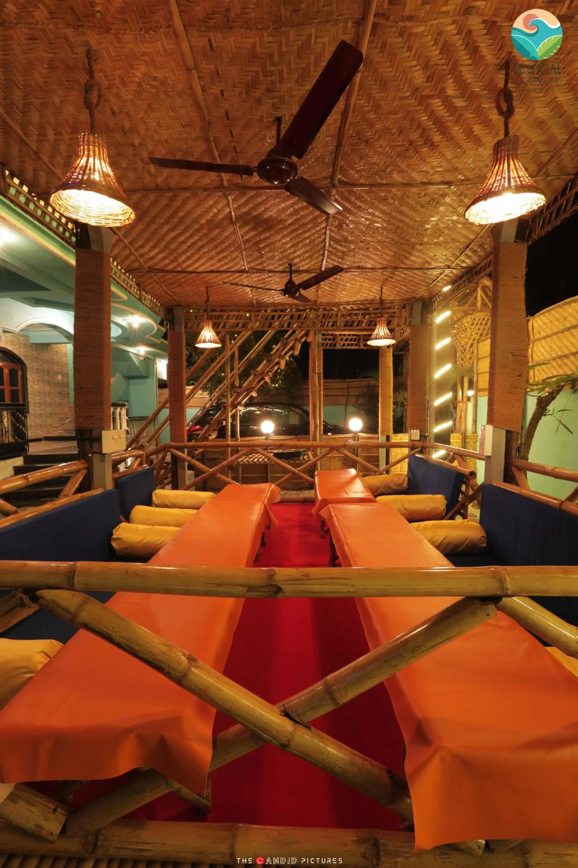 Restaurant/places to eat in Tropical Wave Hostel Morjim Goa