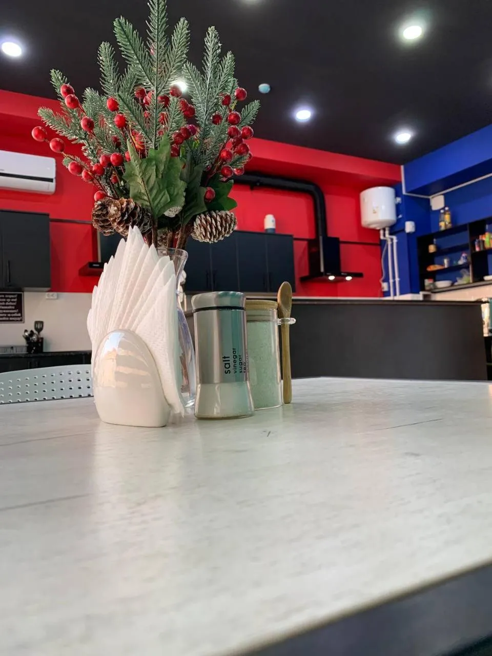 Kitchen or kitchenette in Safarov's Family Hostel