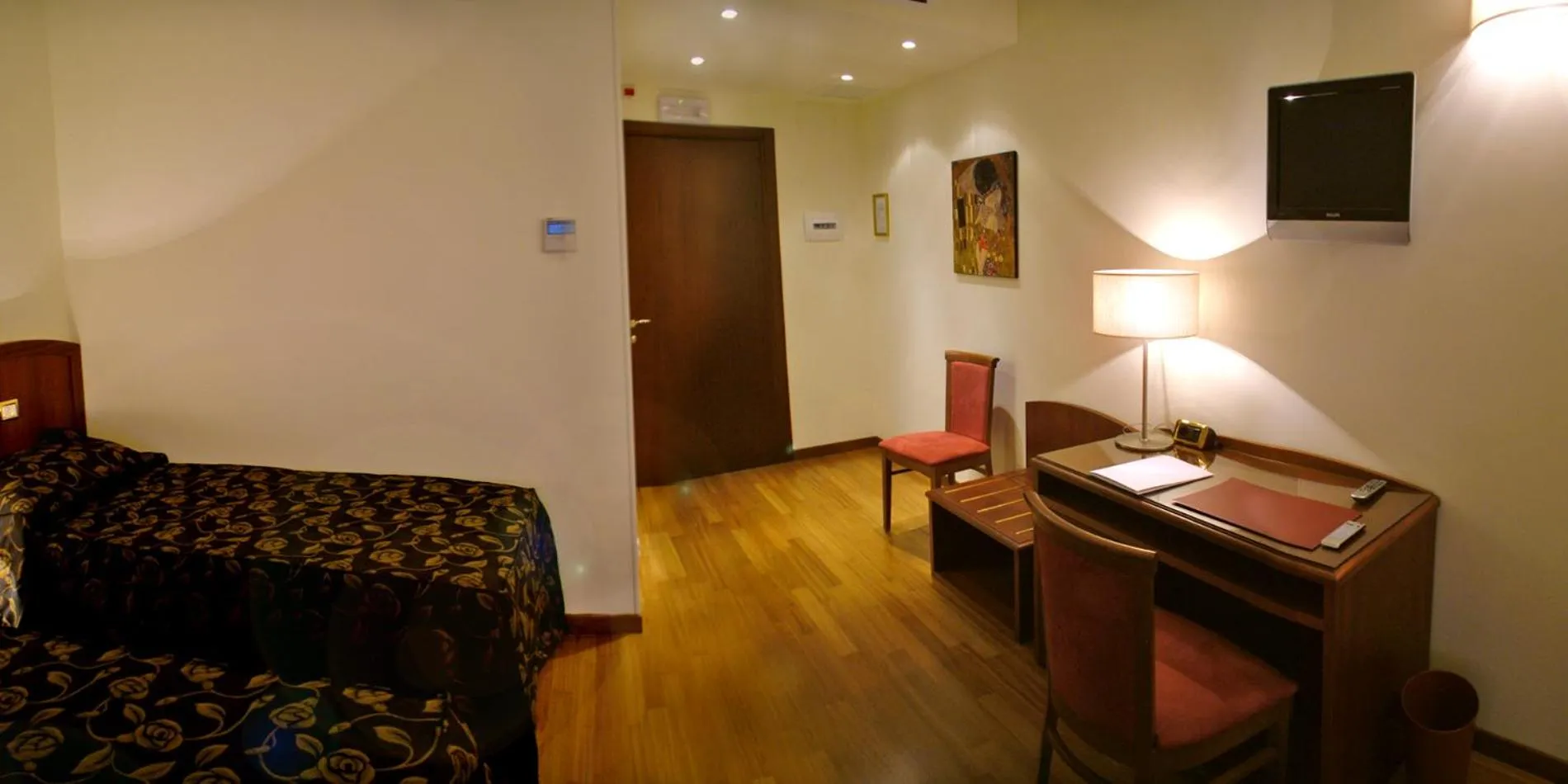 Decorative detail, Bed in Hotel Ristorante Il Gambero