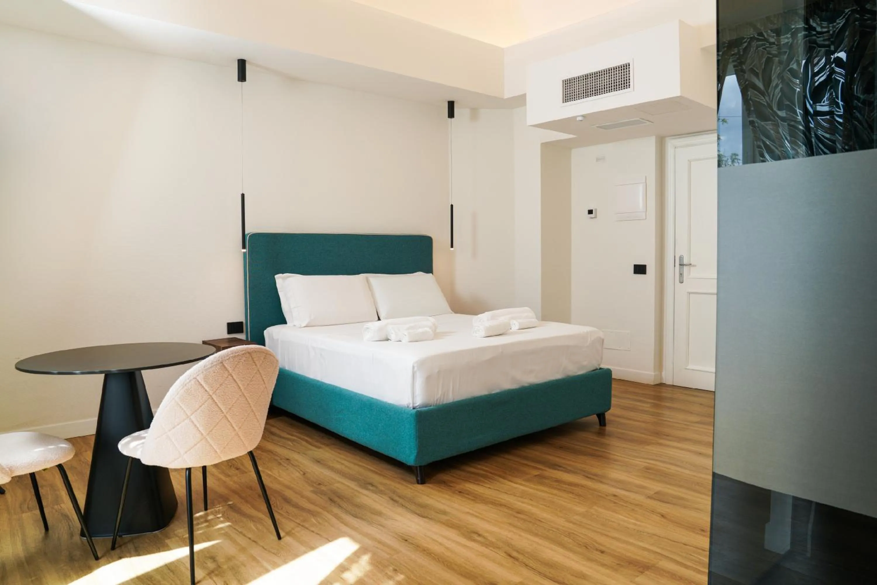 Photo of the whole room, Bed in Hotel Il Tesoro Pompeiano