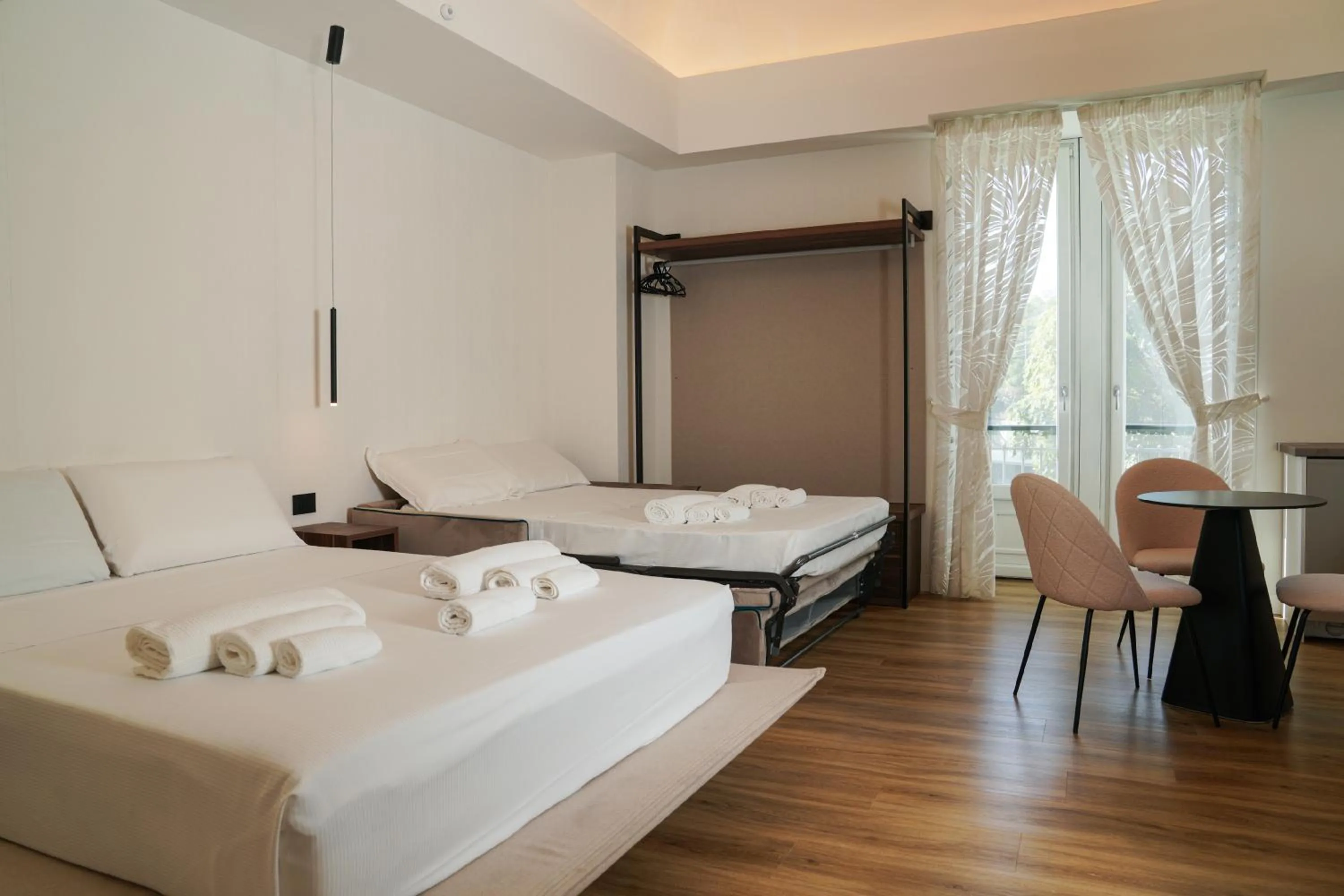 Bedroom, Bed in Hotel Il Tesoro Pompeiano