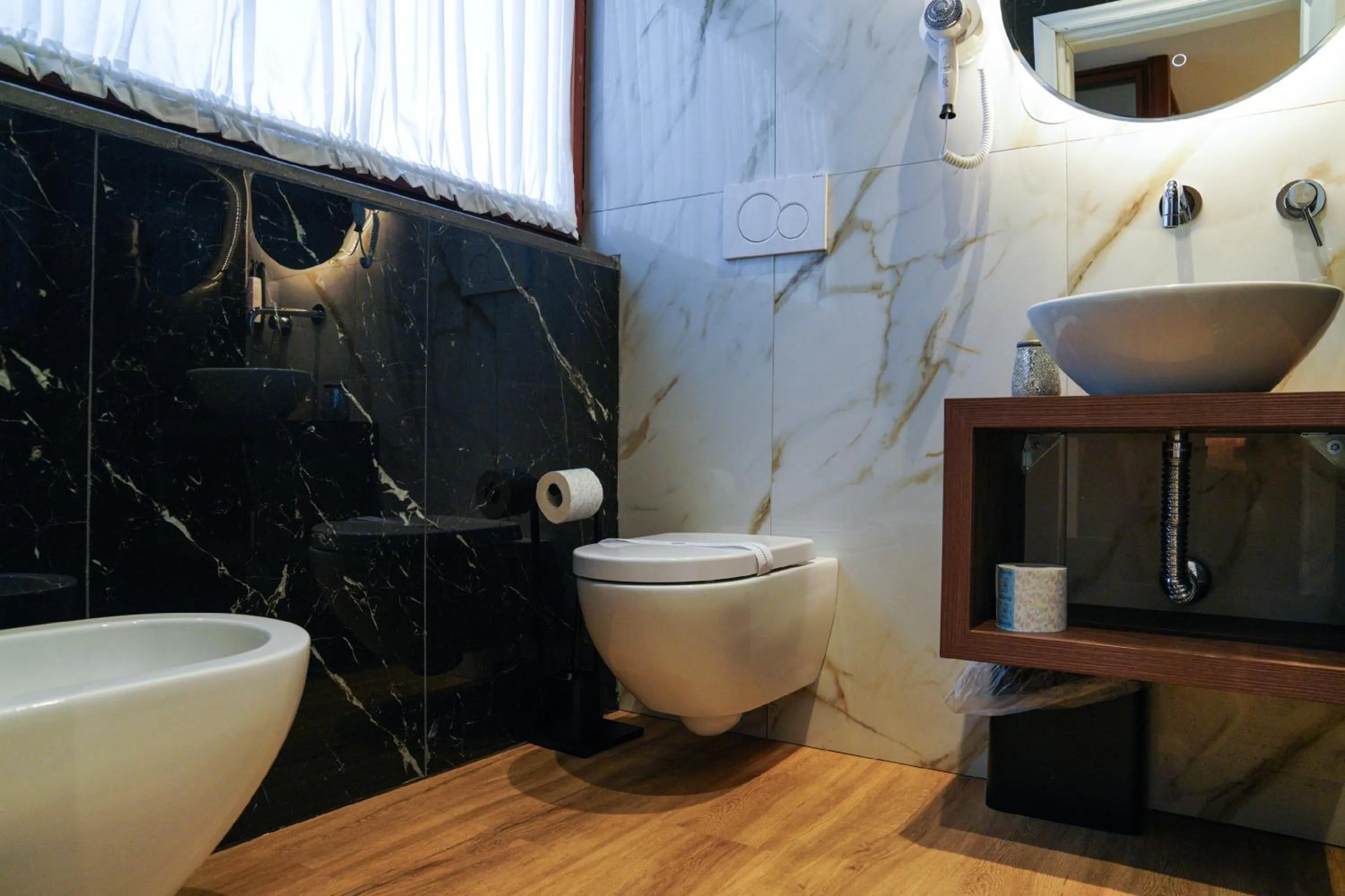 Bathroom in Hotel Il Tesoro Pompeiano
