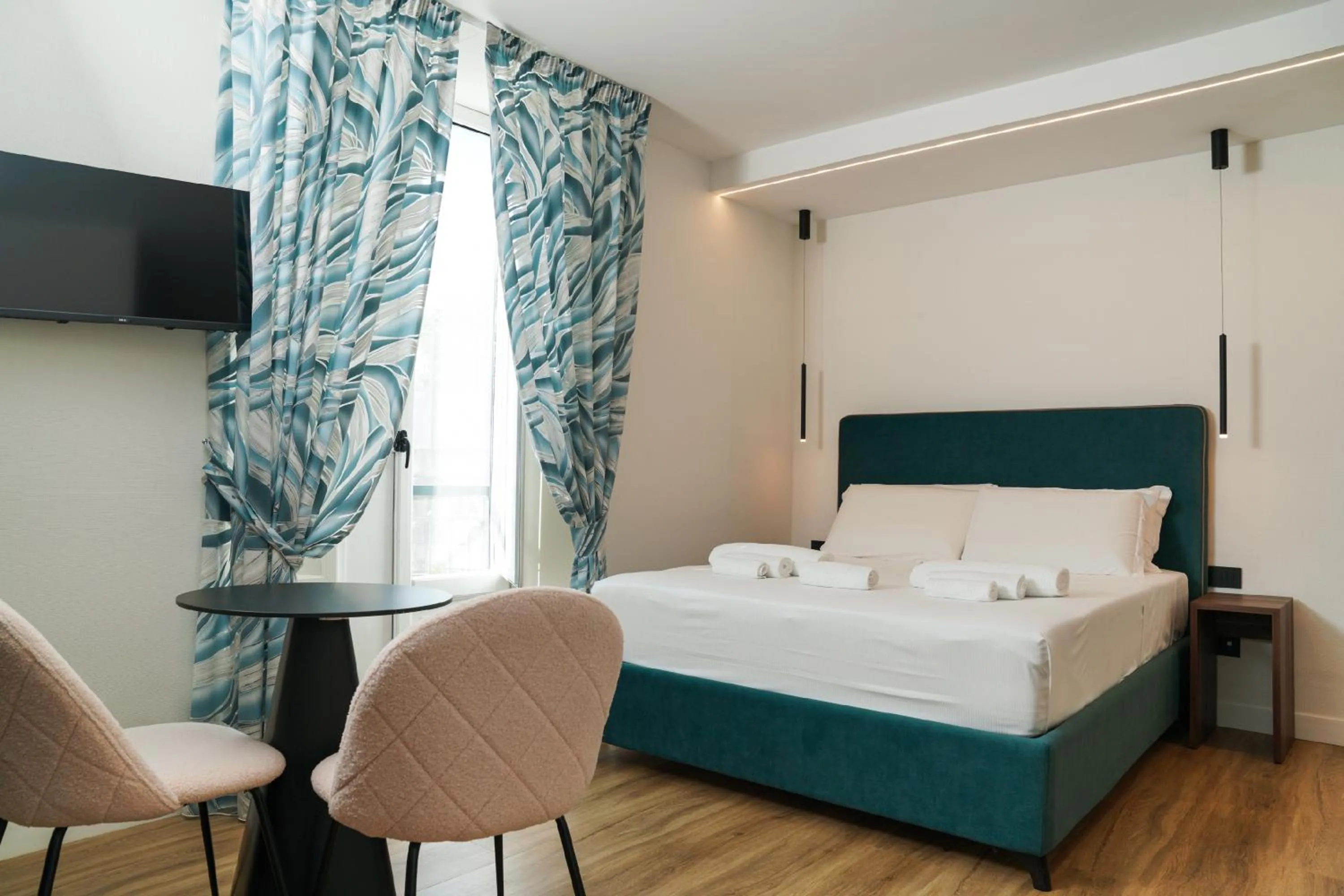 Bedroom, Bed in Hotel Il Tesoro Pompeiano