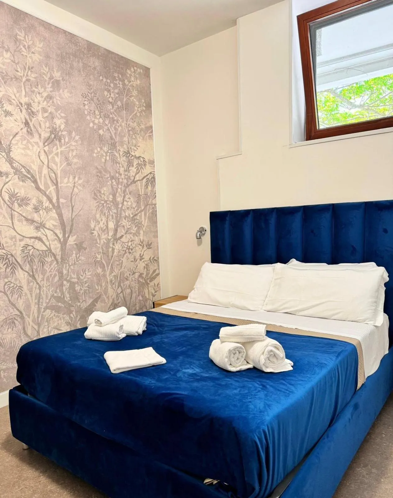 Bedroom, Bed in Hotel Il Tesoro Pompeiano