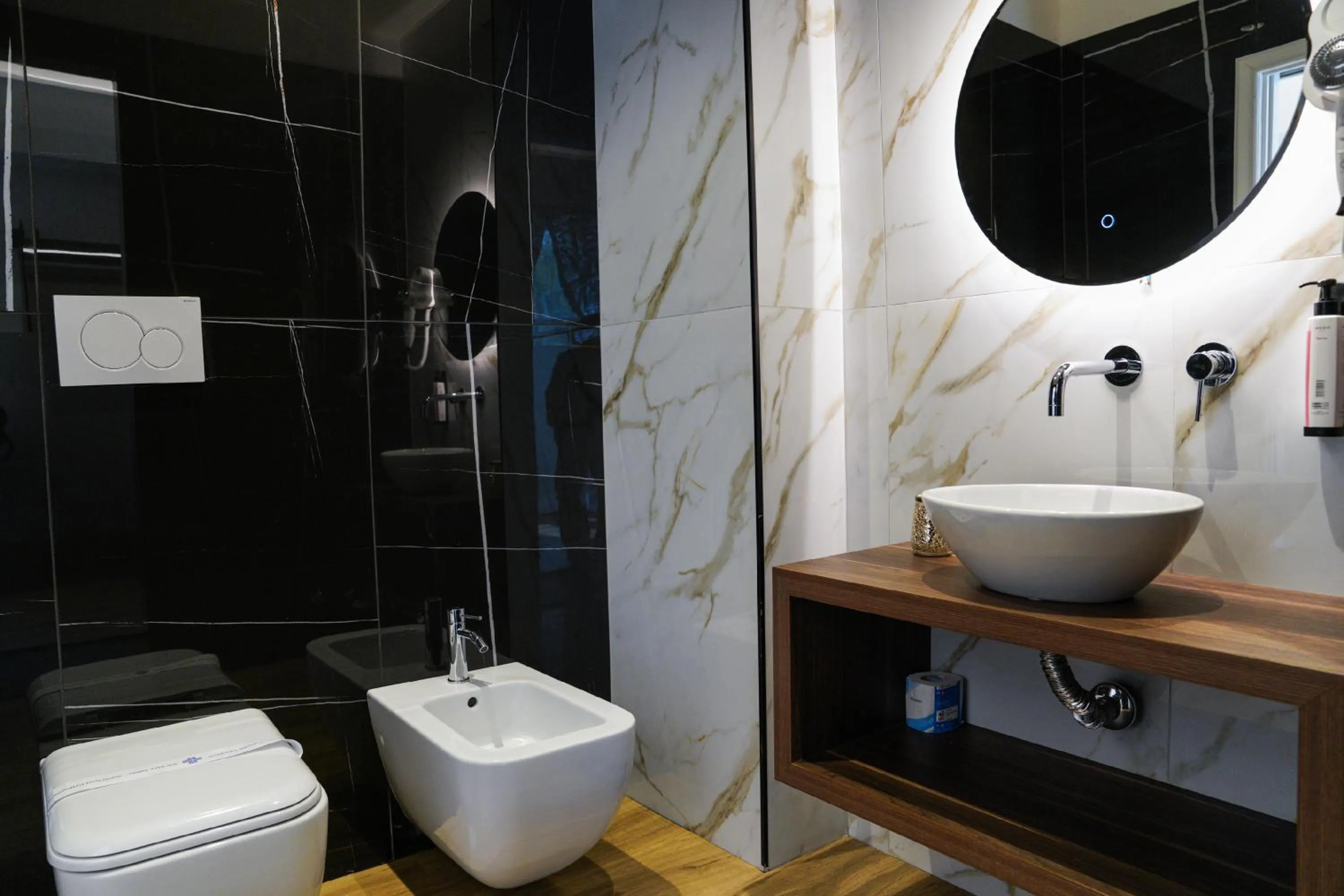 Bathroom in Hotel Il Tesoro Pompeiano