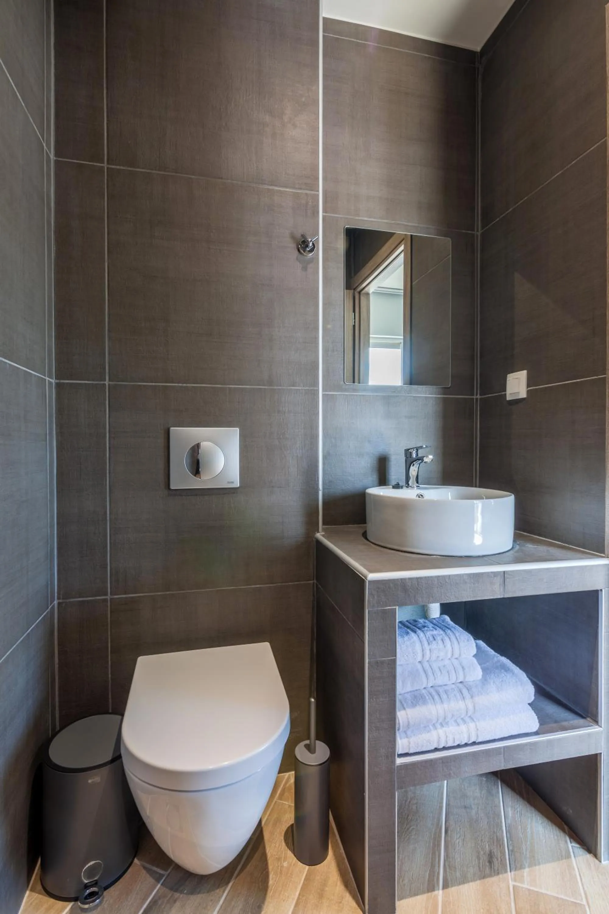 Toilet in Raise Kornarou City Stay