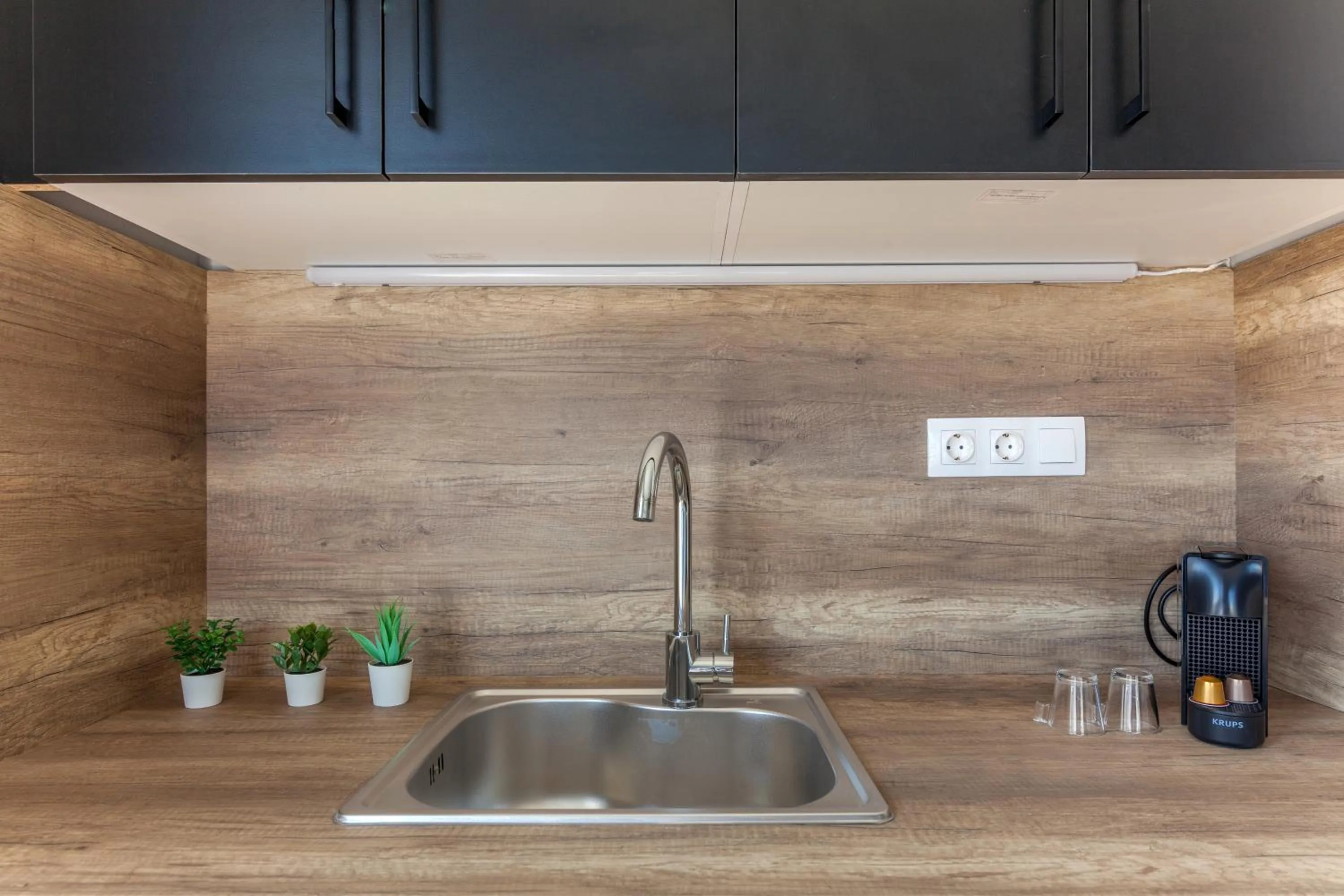 Coffee/tea facilities in Raise Kornarou City Stay