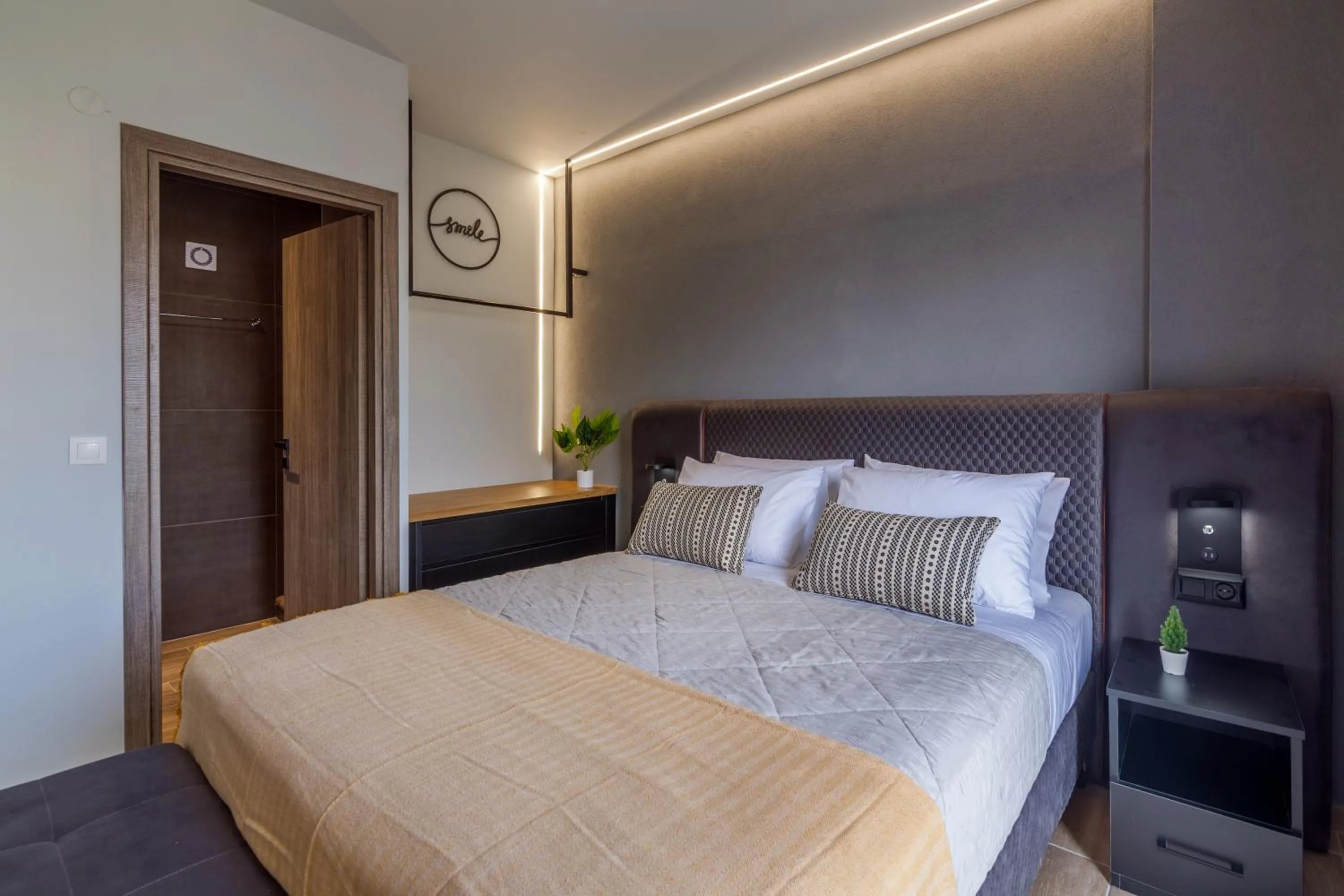 Bed in Raise Kornarou City Stay