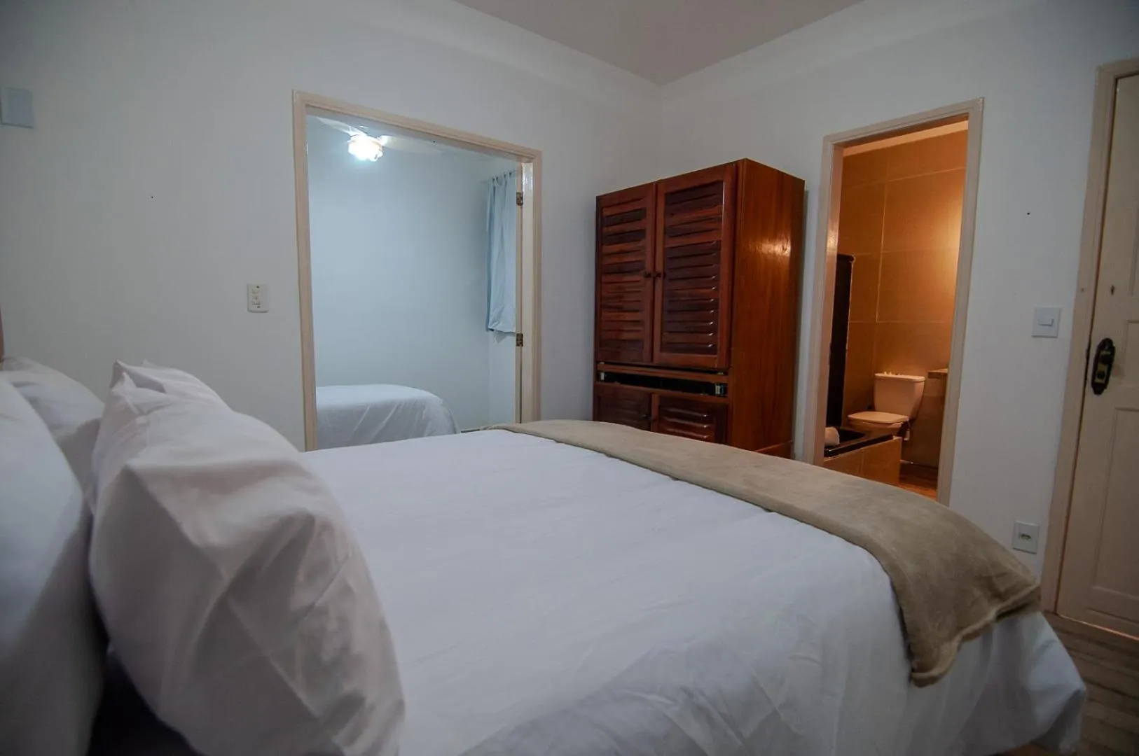 Photo of the whole room in Pousada Mar de Geribá