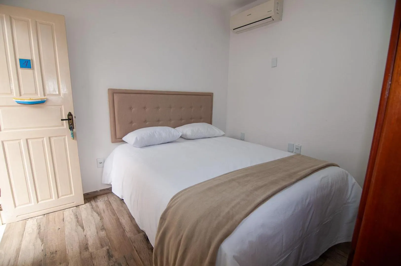 Photo of the whole room in Pousada Mar de Geribá