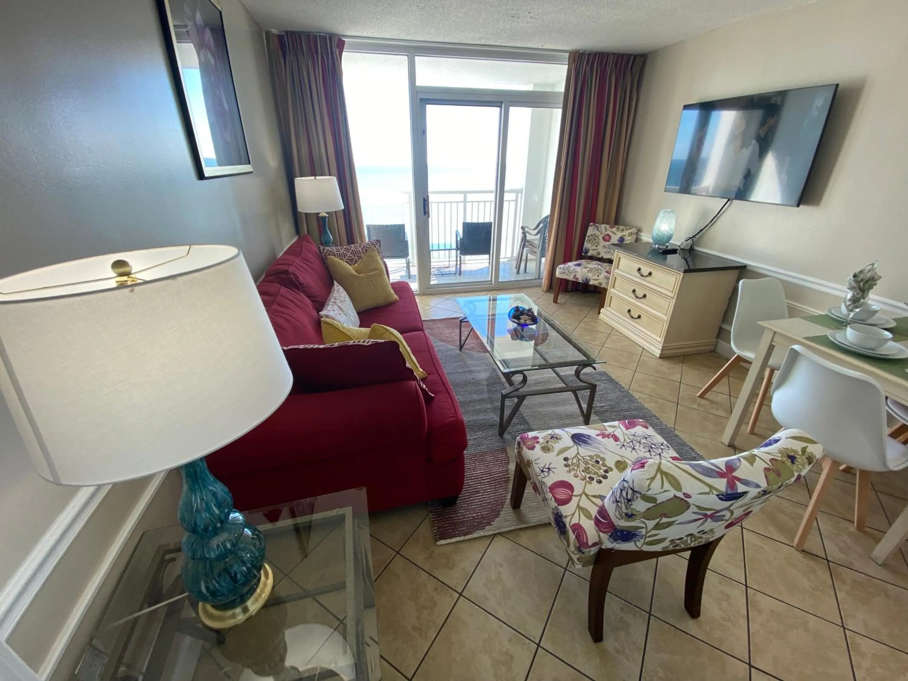 Living room in Camelot By The Sea Ocean Front Condo