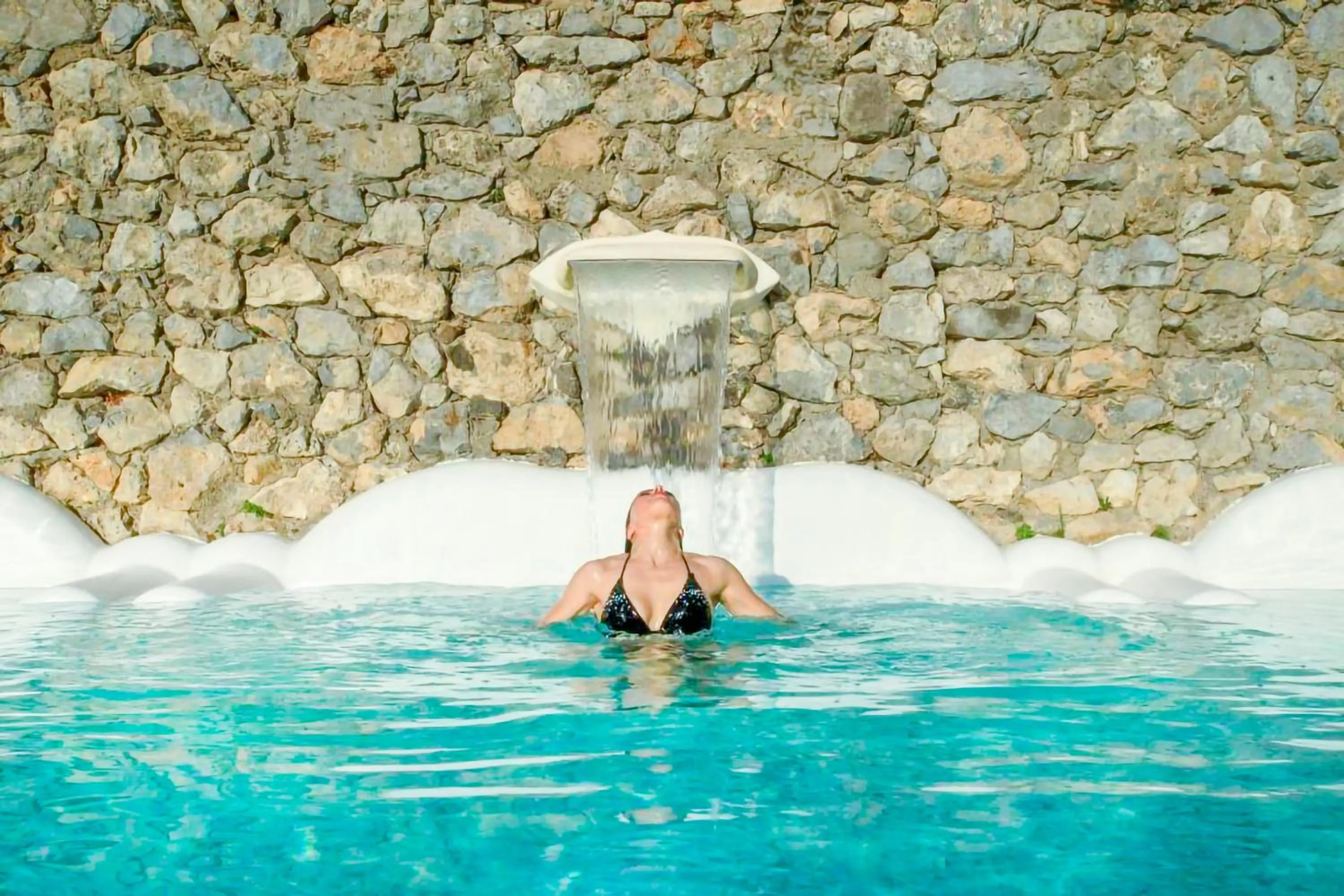 Pool view in Hotel Il Pino
