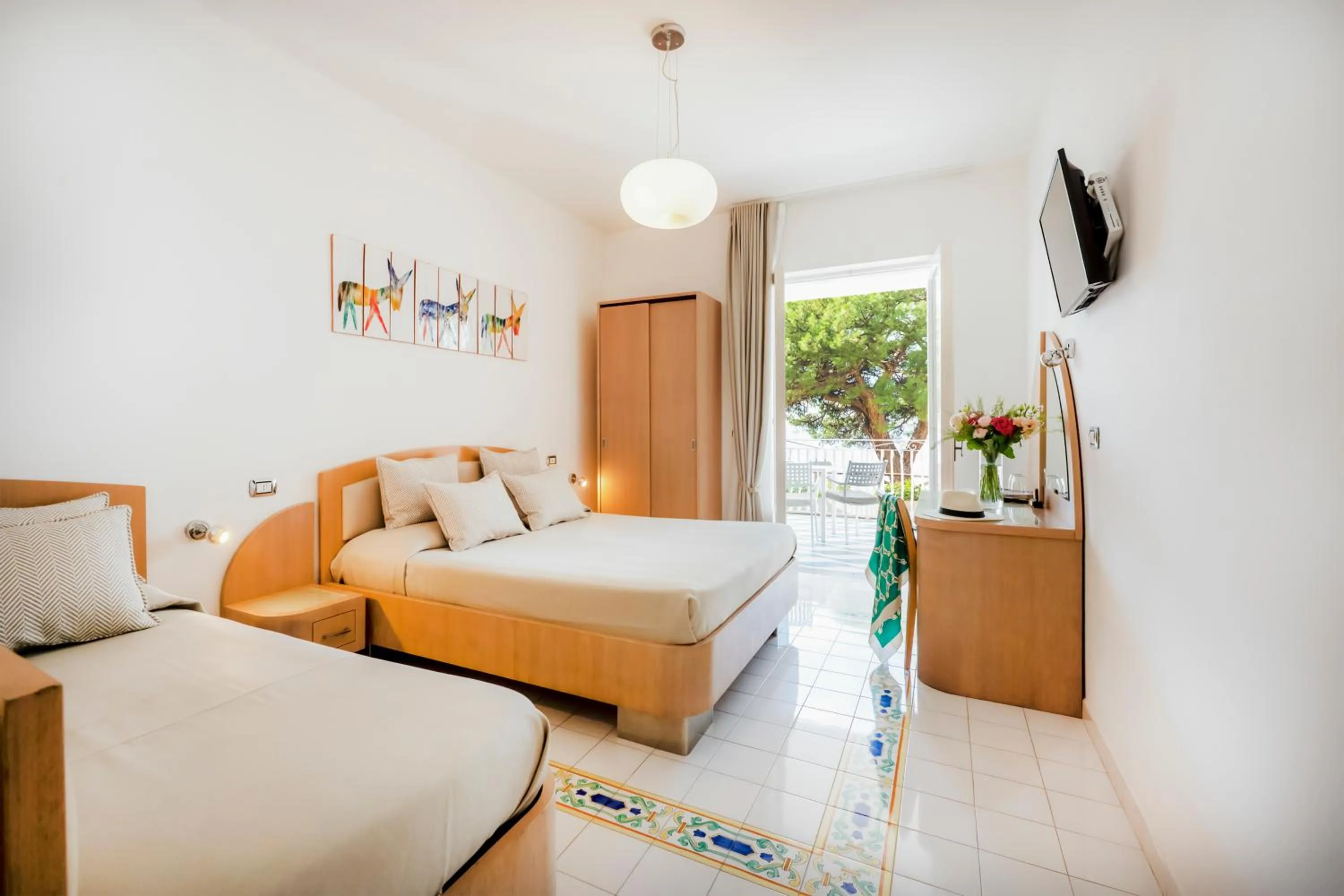 Bed in Hotel Il Pino