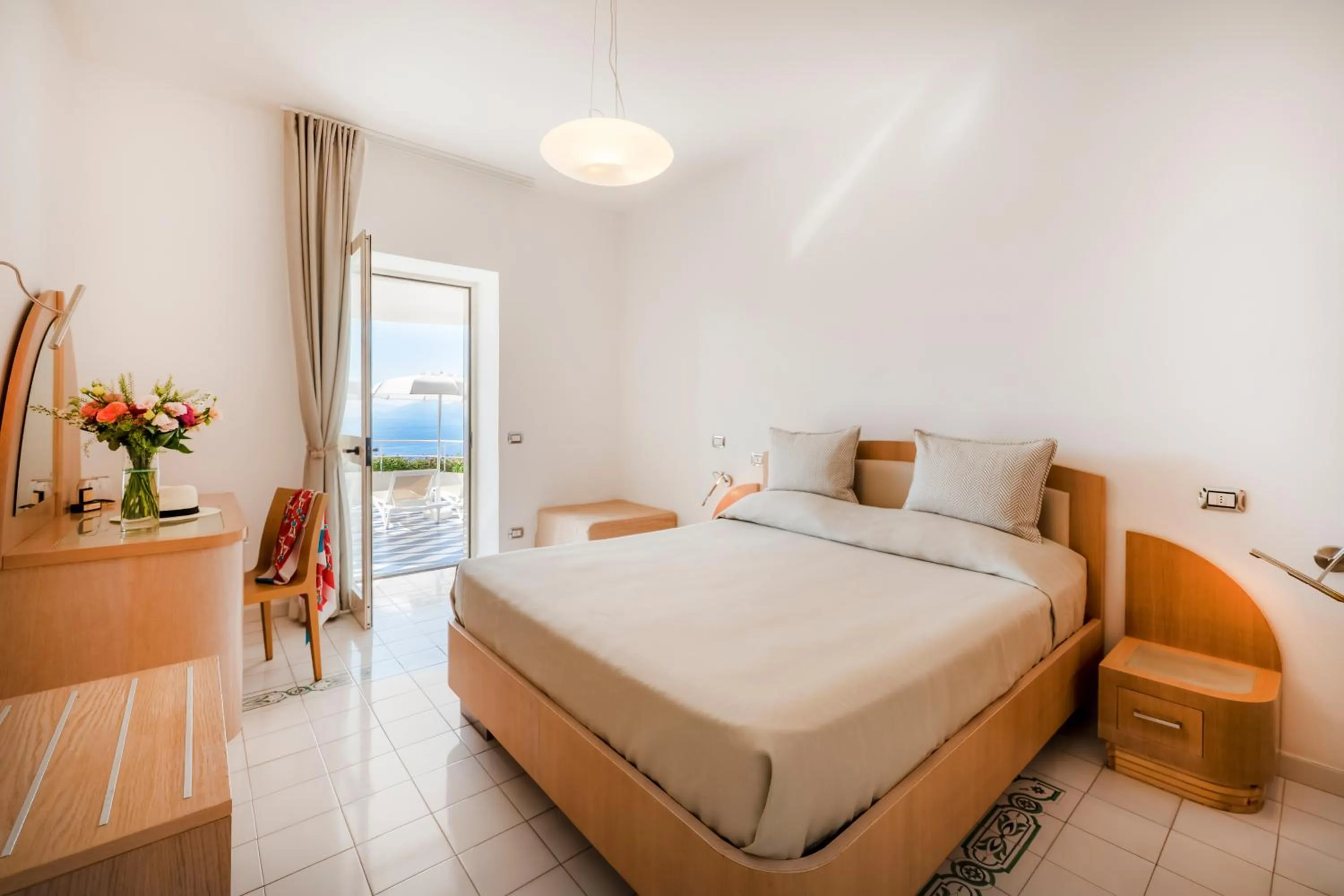 Bed in Hotel Il Pino