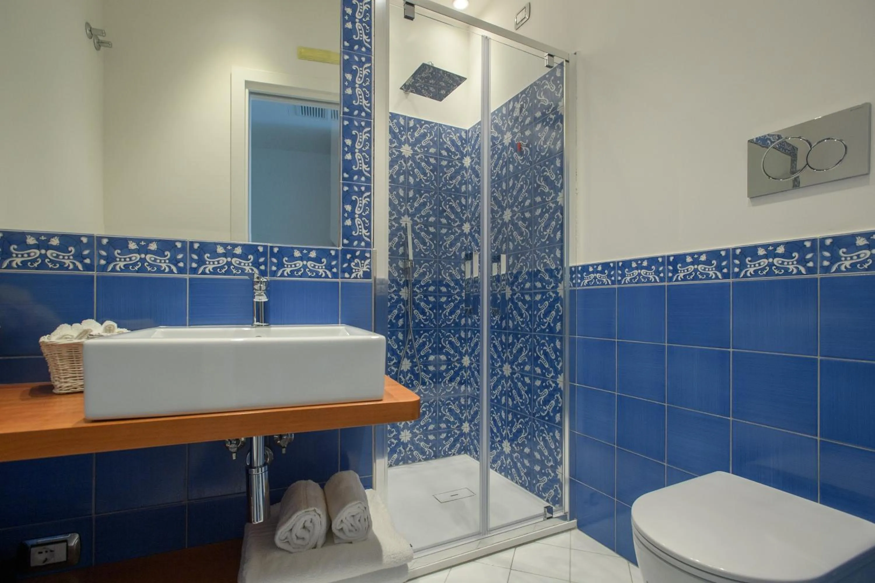 Bathroom in Hotel Il Pino