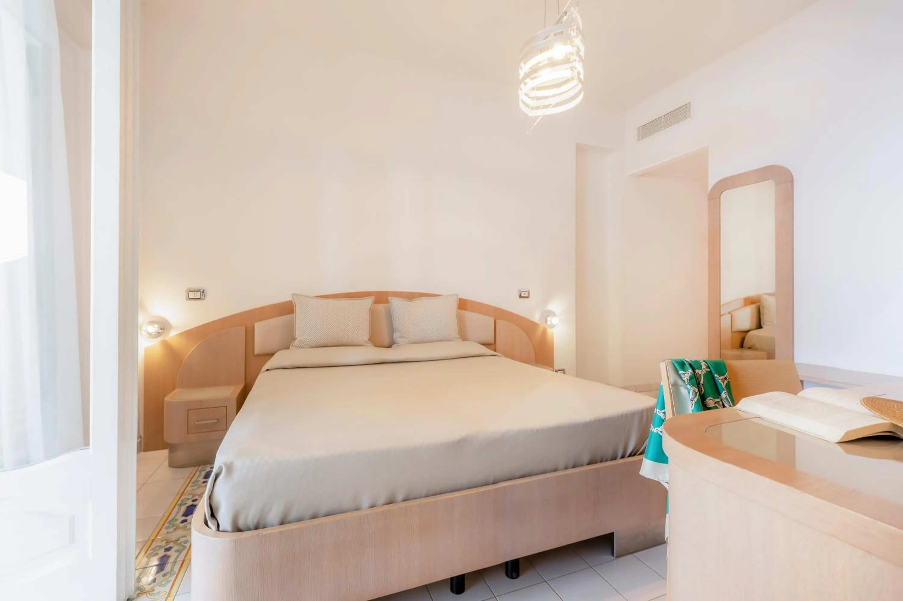 Bed in Hotel Il Pino