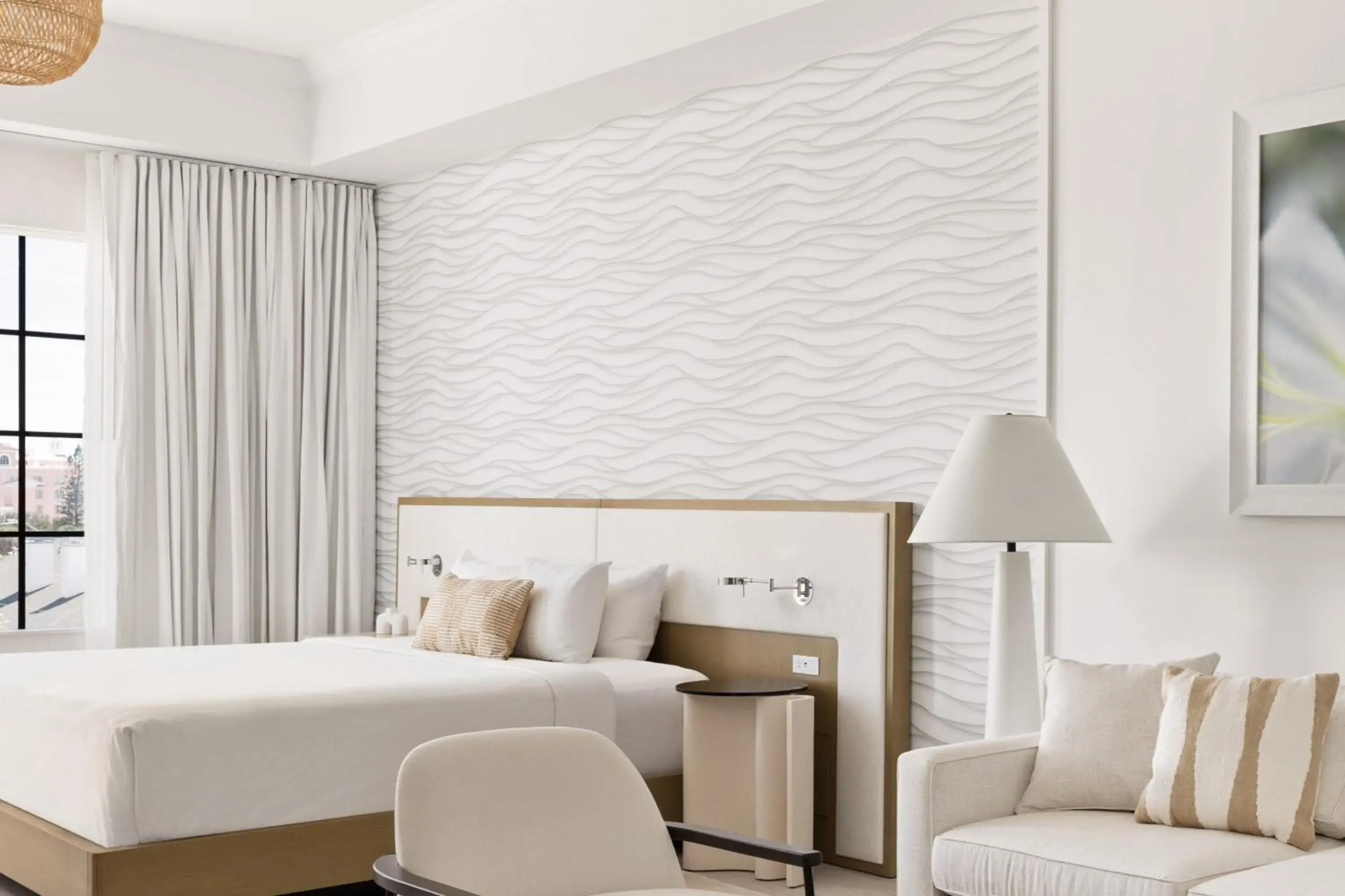 King Standard in The Hotel Zamora King Standard in The Hotel Zamora