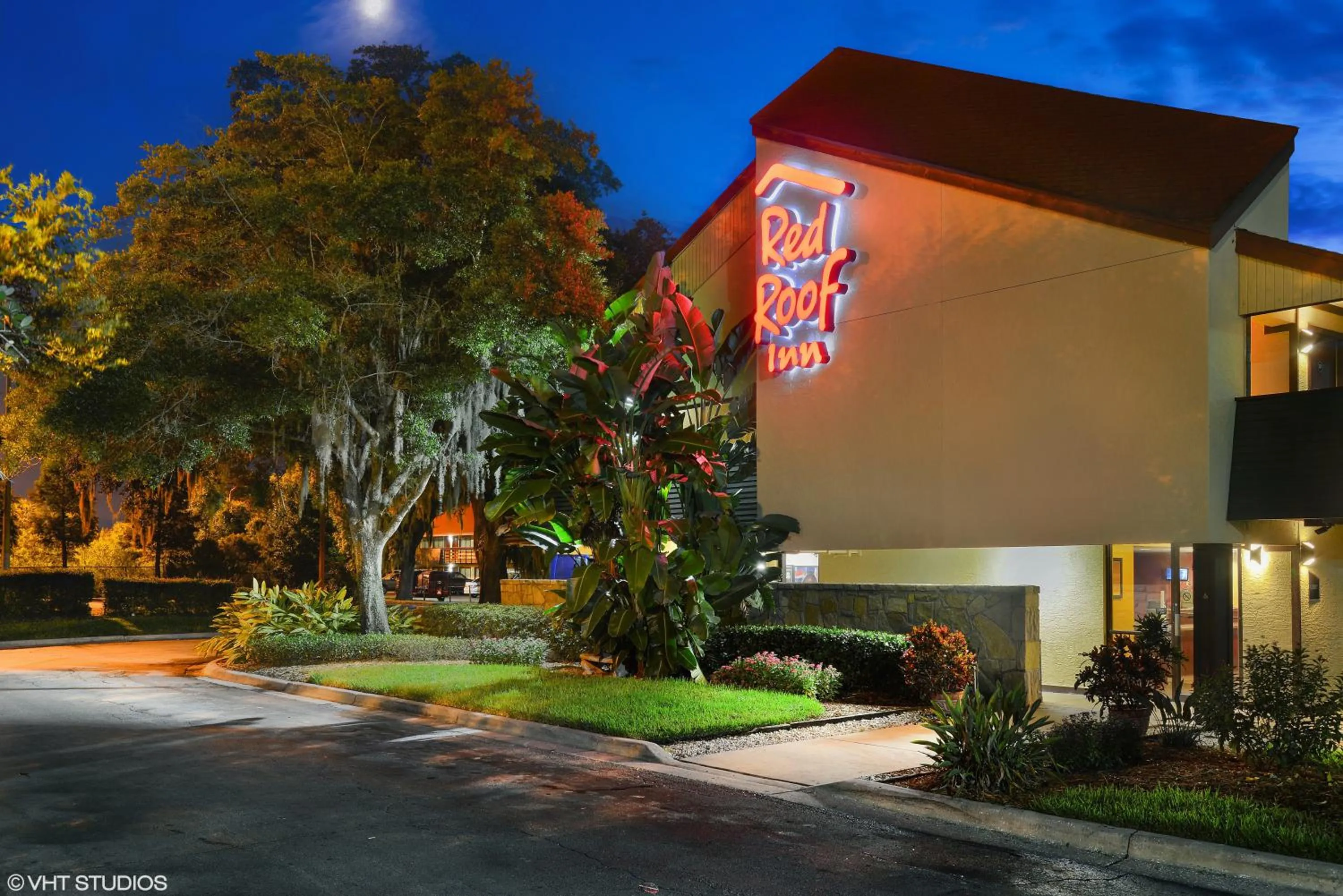 Property building in Red Roof Inn Tampa Fairgrounds - Casino