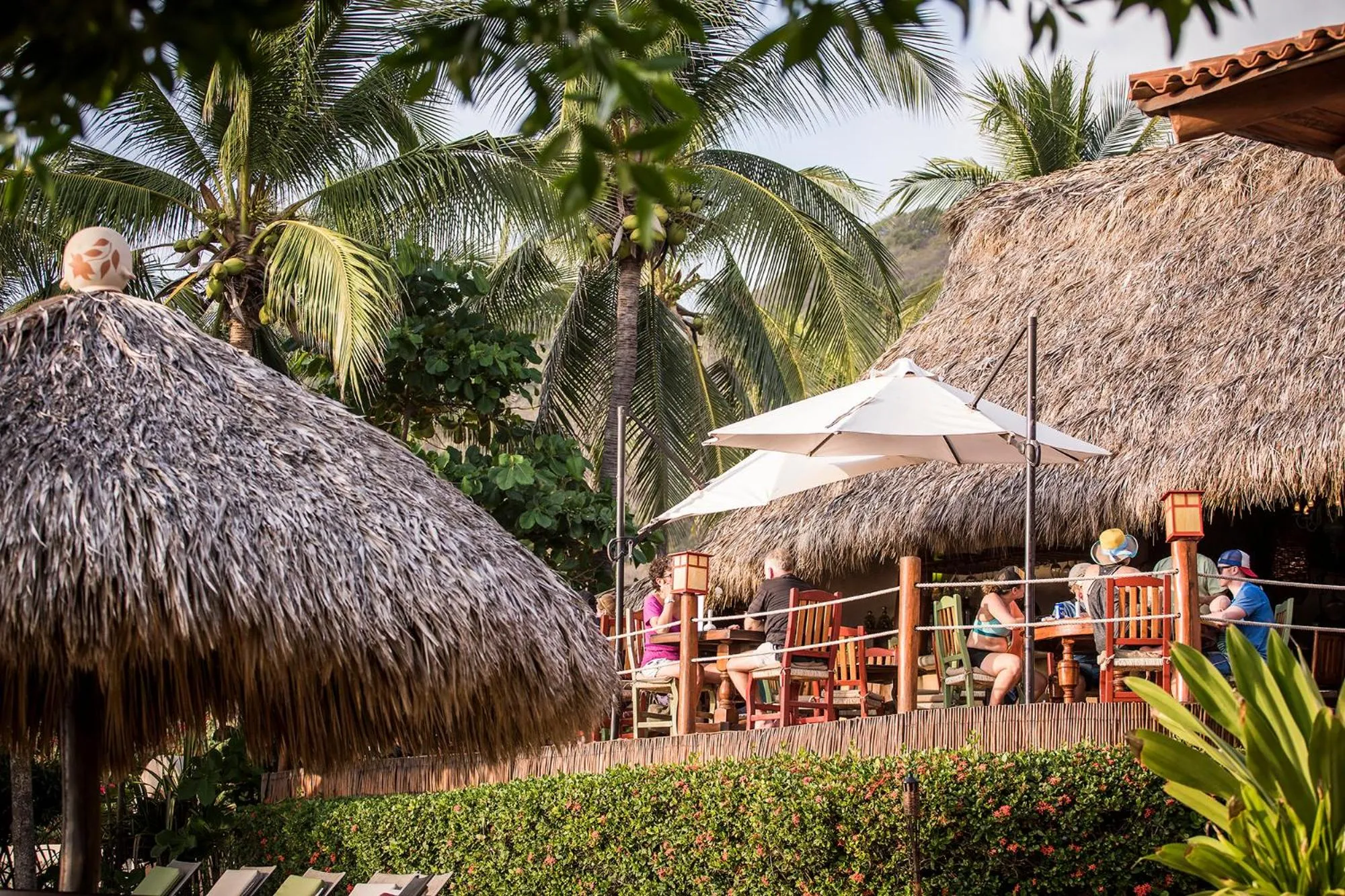 Restaurant/places to eat in Present Moment Retreat