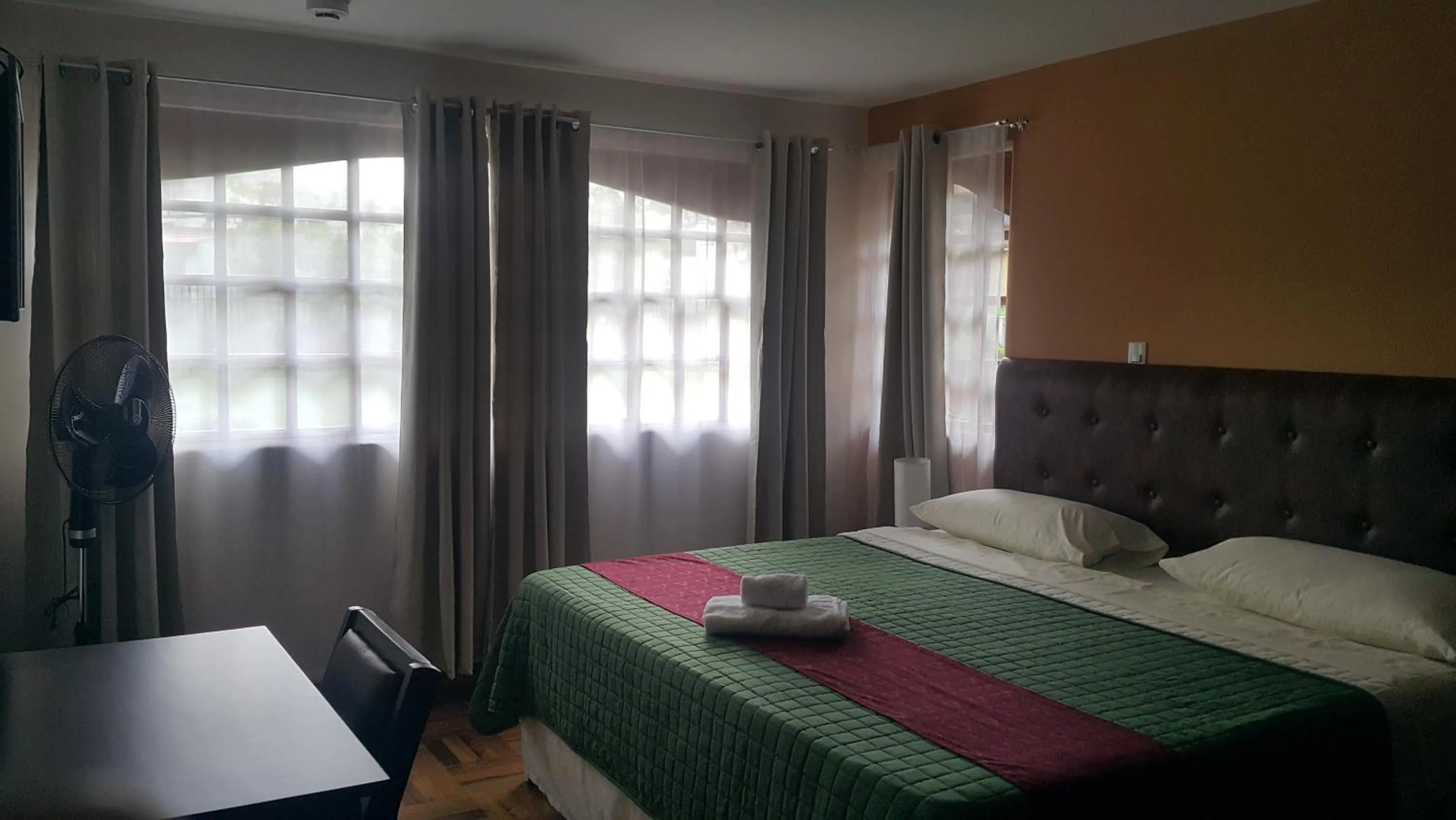 Bedroom, Bed in Hotel Portal Colonial