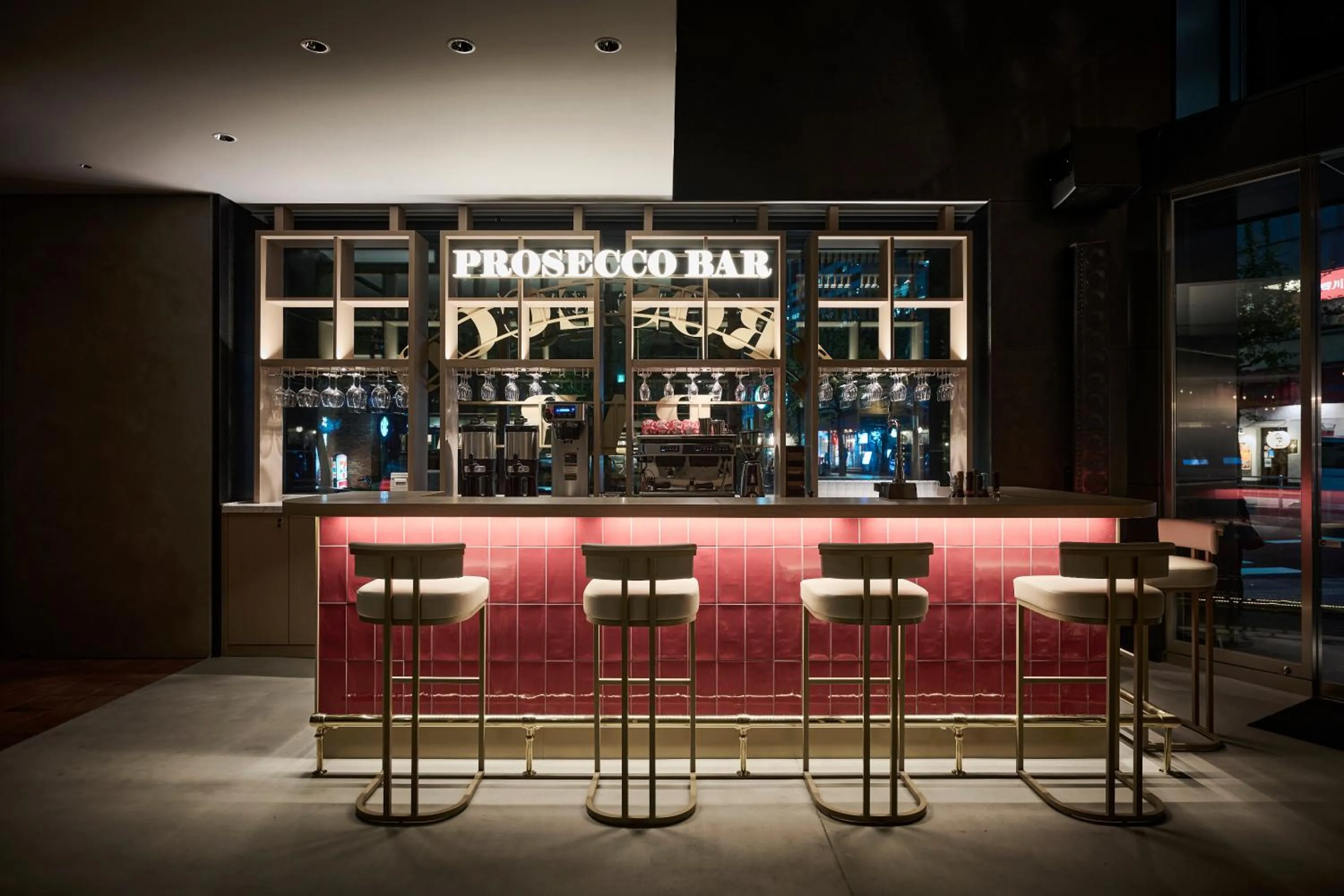 Lounge or bar in The Royal Park Canvas Ginza Corridor