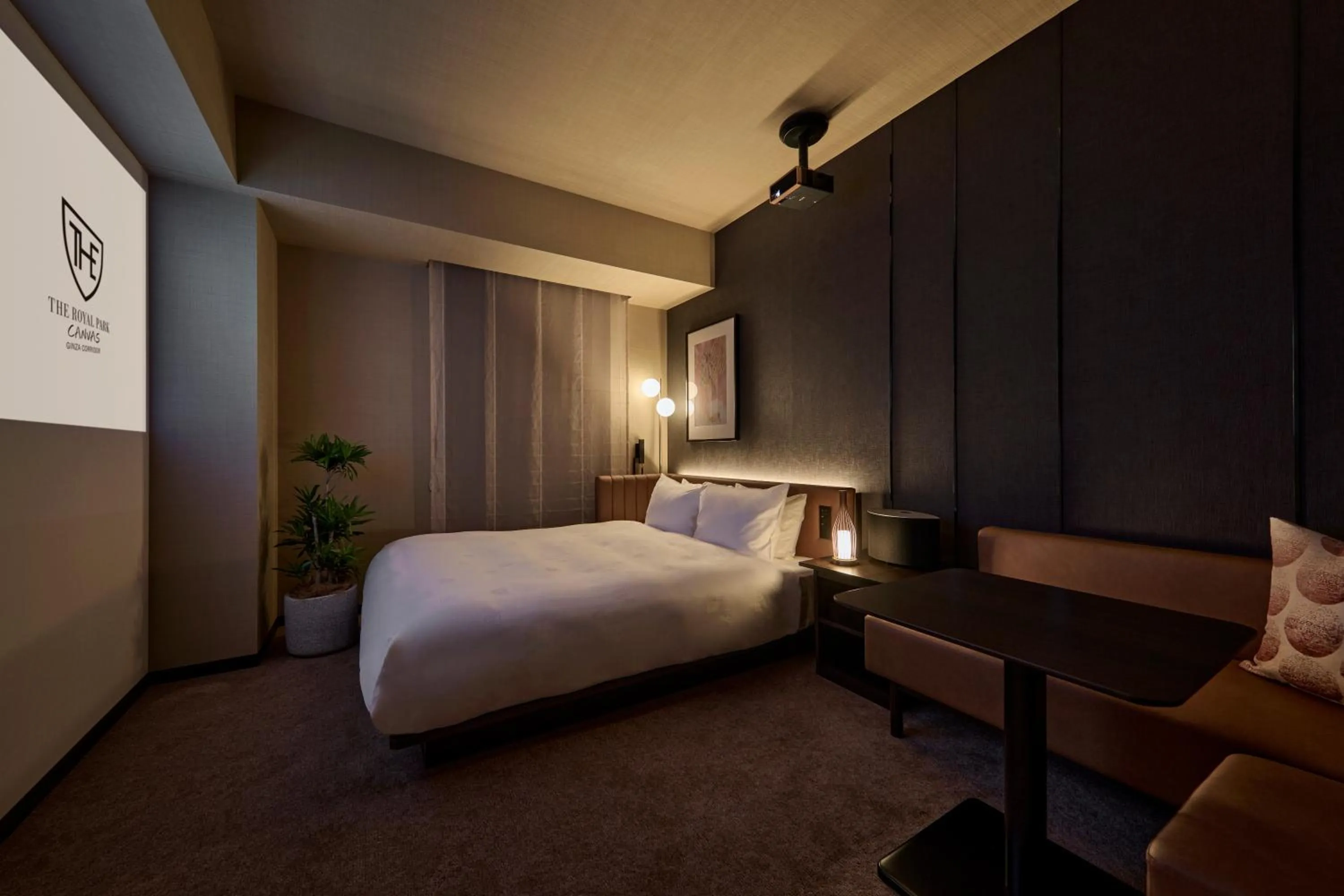 Bedroom, Bed in The Royal Park Canvas Ginza Corridor