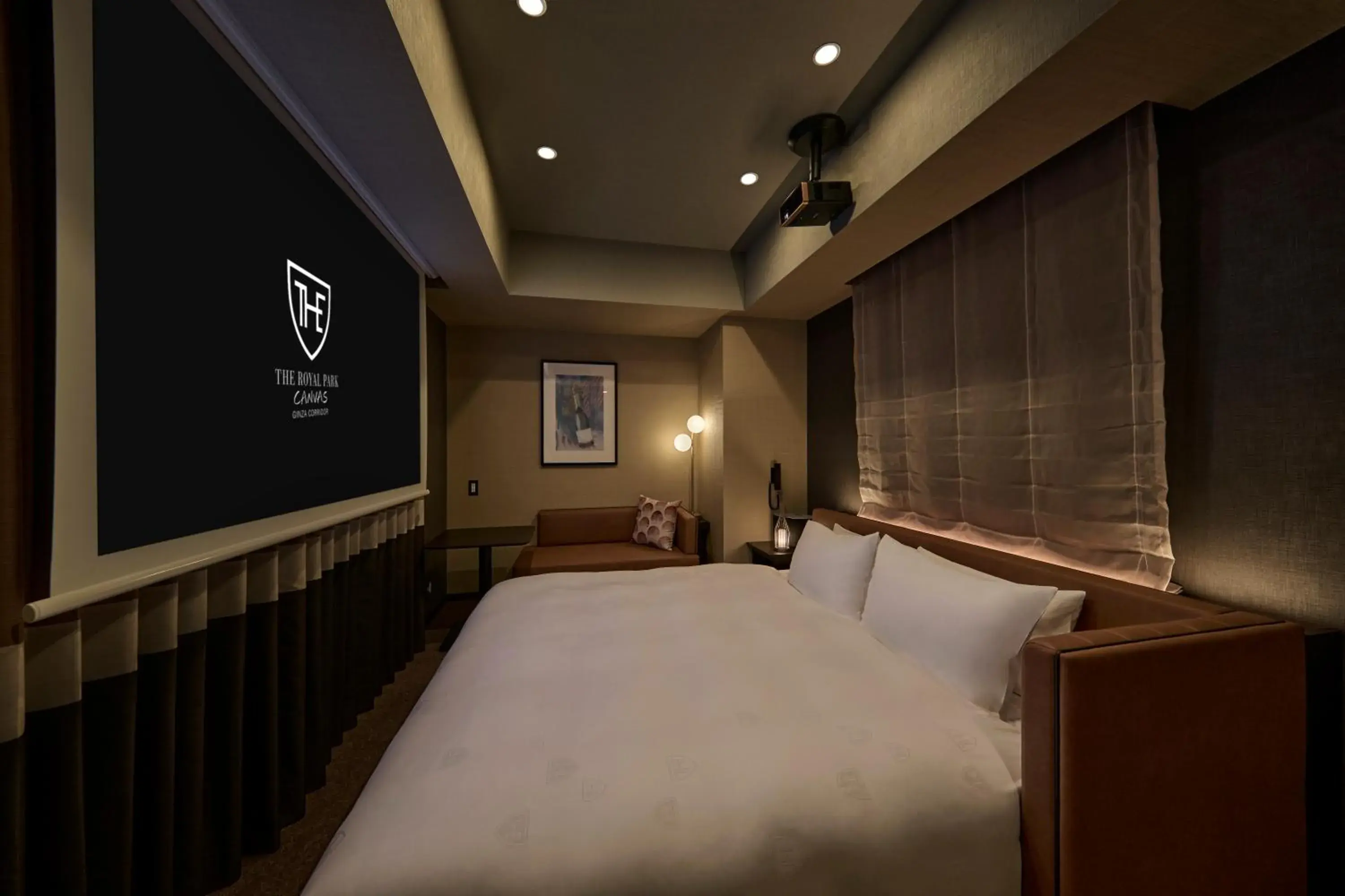 Standard King - Prosecco (3-7 Floor) in The Royal Park Canvas Ginza Corridor Standard King - Prosecco (3-7 Floor) in The Royal Park Canvas Ginza Corridor