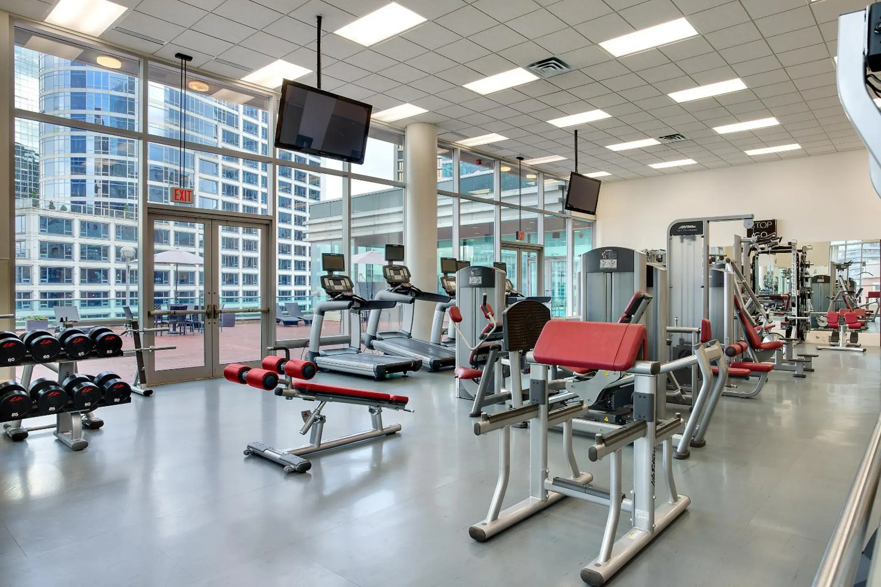 Fitness centre/facilities in Auberge Vancouver Hotel Fitness centre/facilities in Auberge Vancouver Hotel