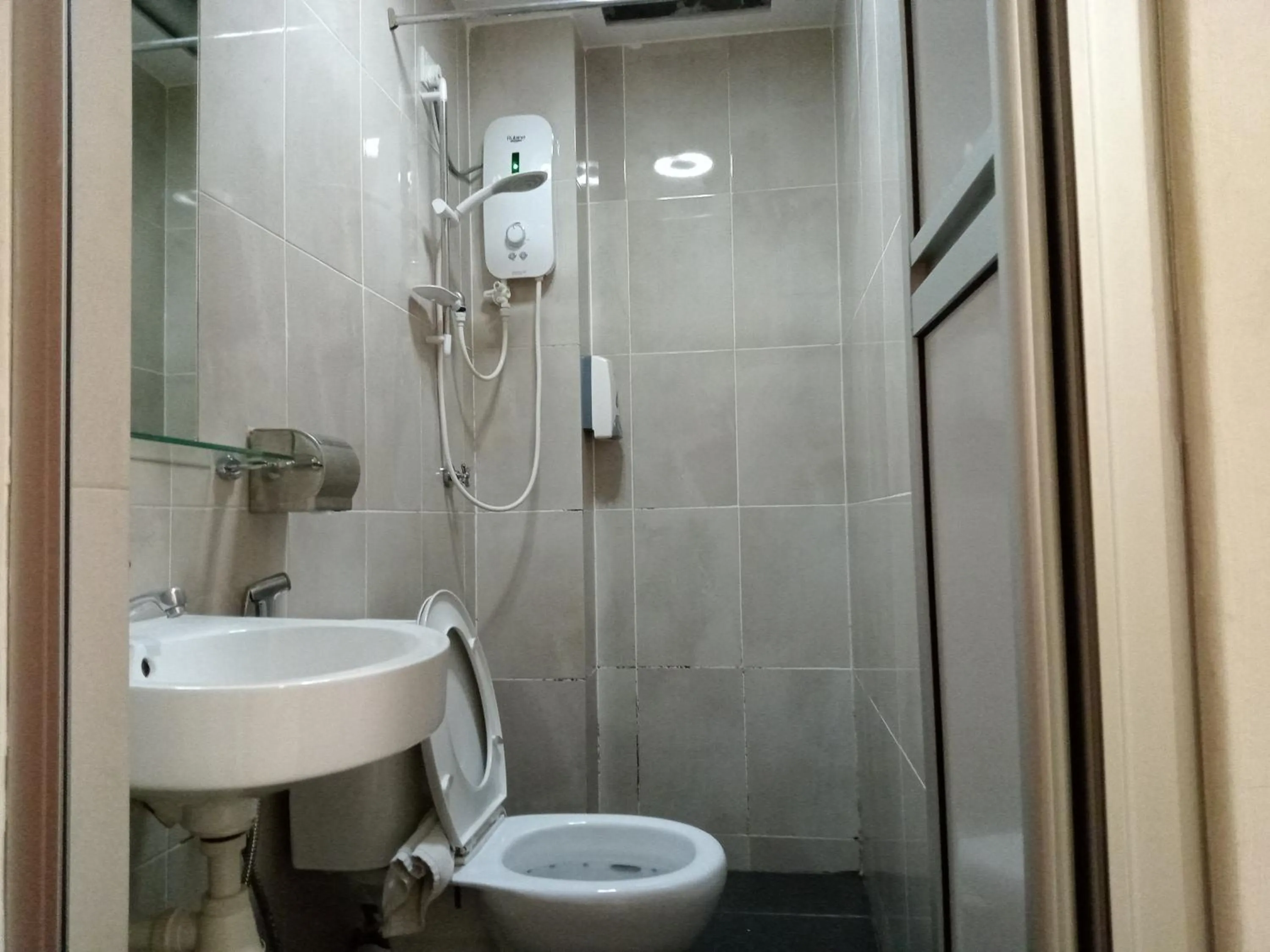 Bathroom in AVENUE BANGI HOTEL