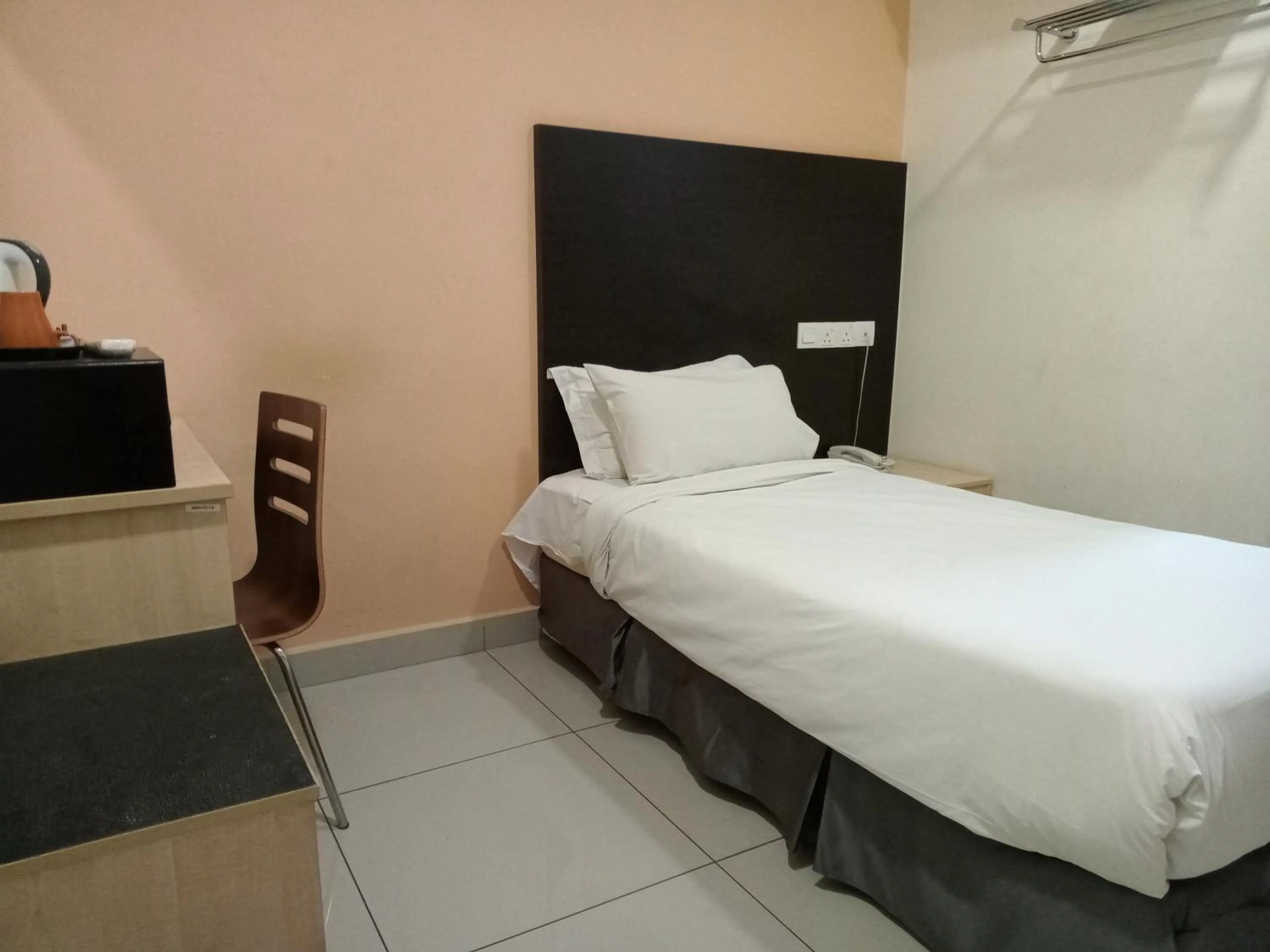 Bed in AVENUE BANGI HOTEL