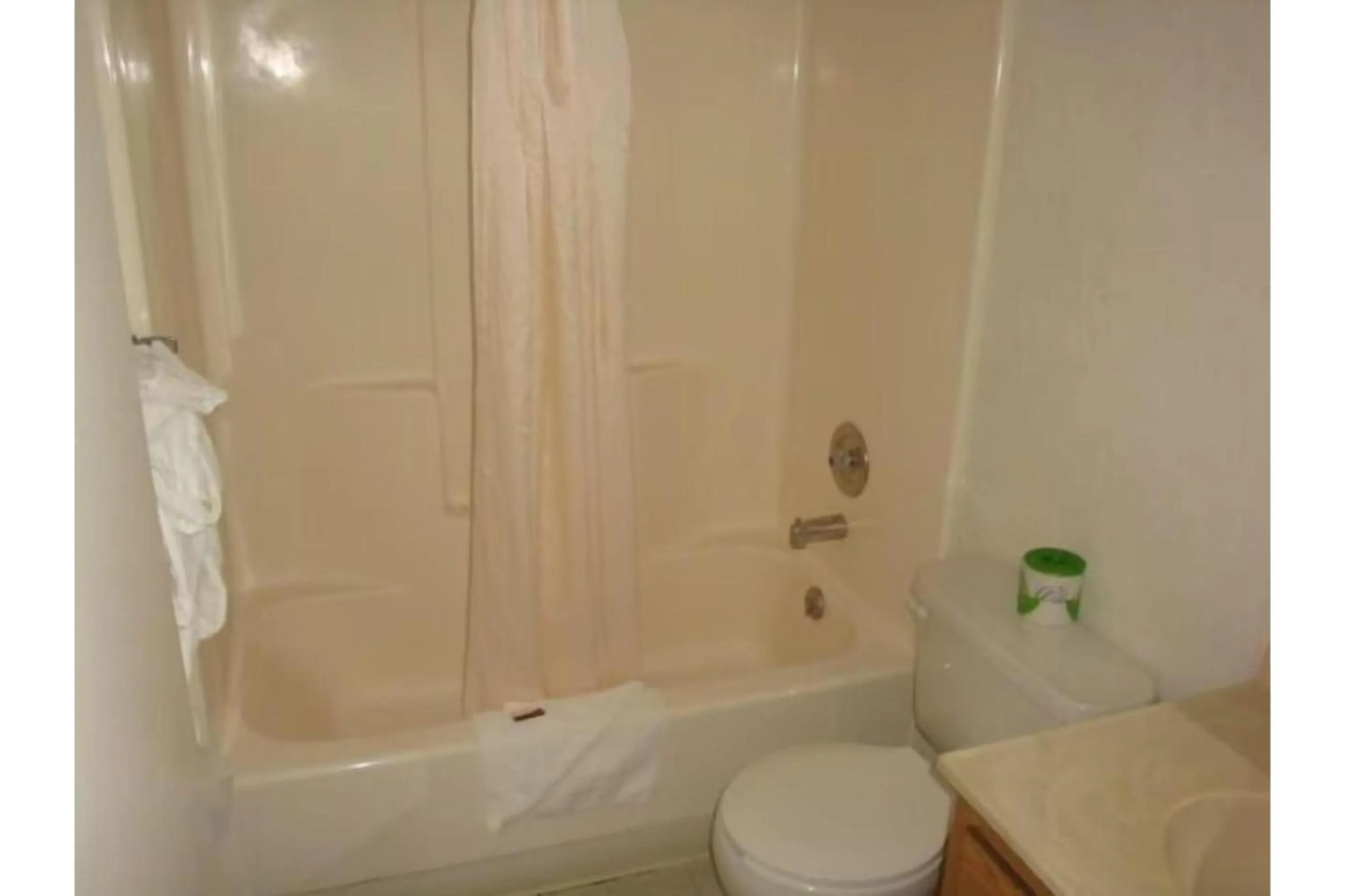 Bathroom in Travelers Inn by Hotel O Lake Havasu City