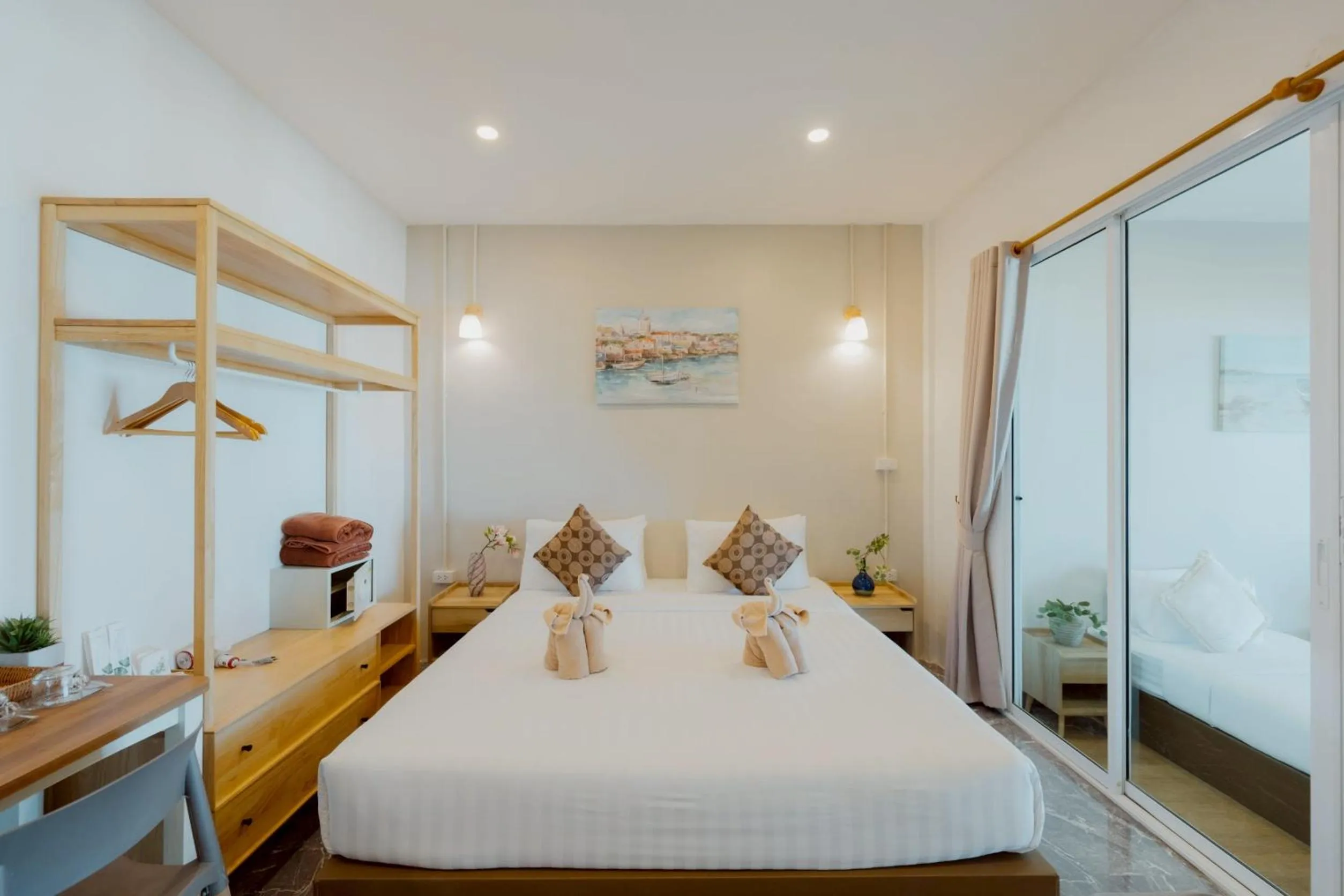 Bed in Samet Lucky Resort