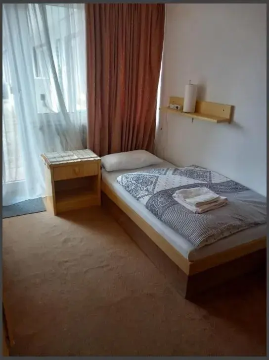 Single Room with Terrace - single occupancy in Fitnesshotel Bergquell Single Room with Terrace - single occupancy in Fitnesshotel Bergquell