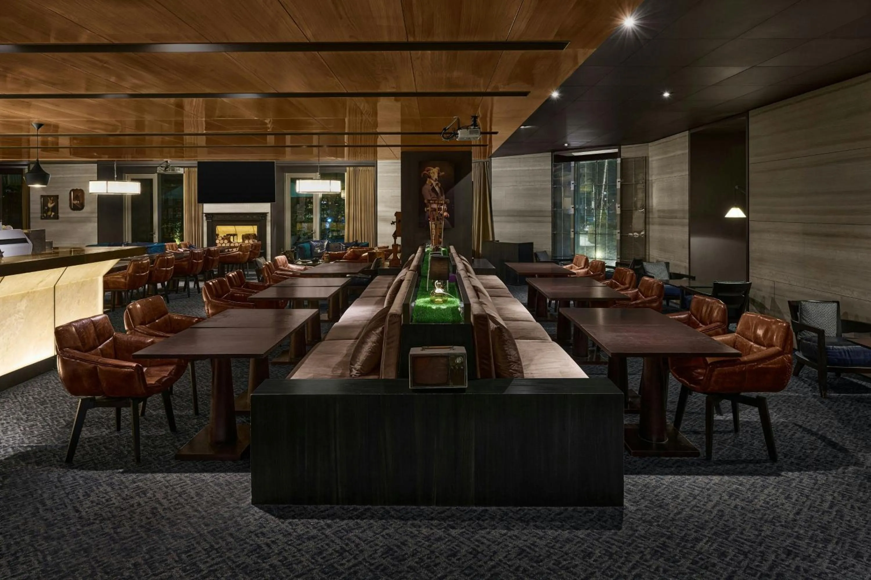 Lounge or bar in Madison Taipei, a Tribute Portfolio Hotel