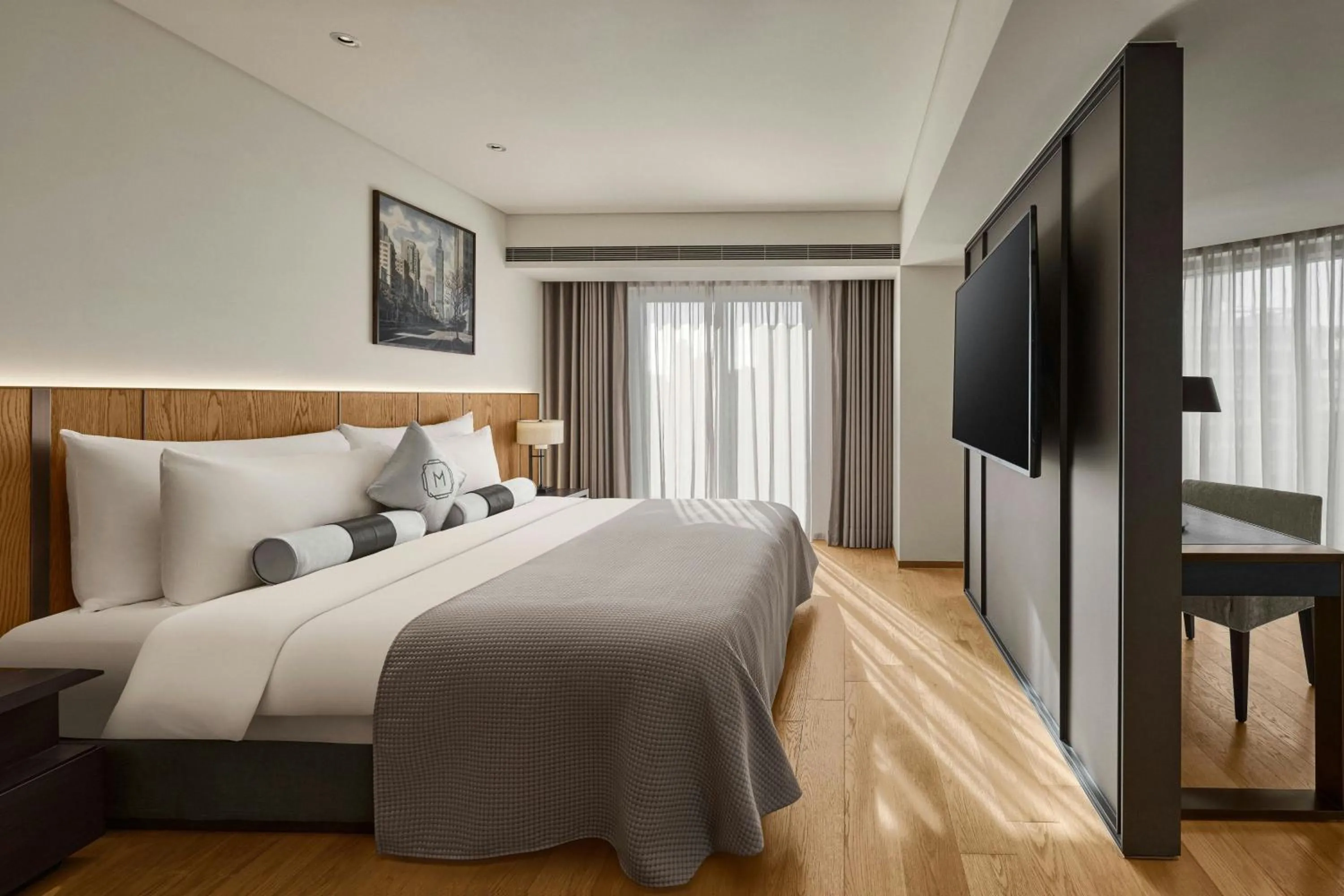 Photo of the whole room, Bed in Madison Taipei, a Tribute Portfolio Hotel