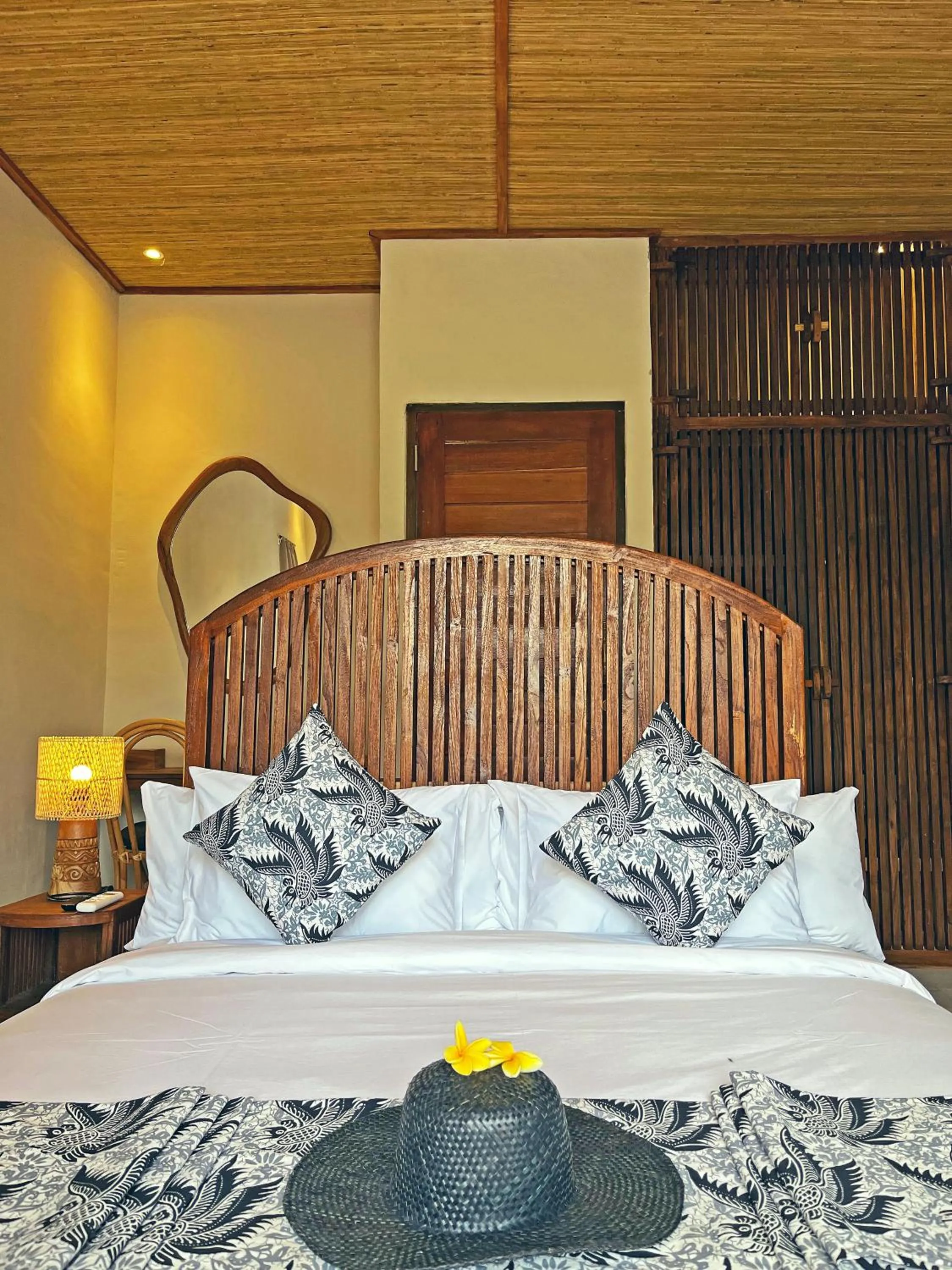 Bed in Pravasa Gili Resort by KajaNe
