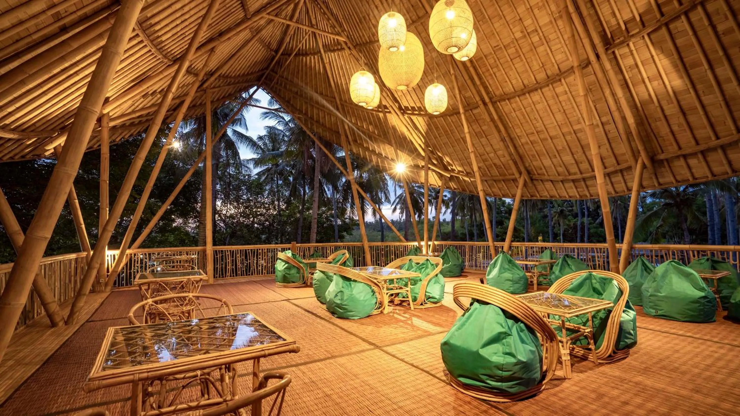 Restaurant/places to eat in Pravasa Gili Resort by KajaNe