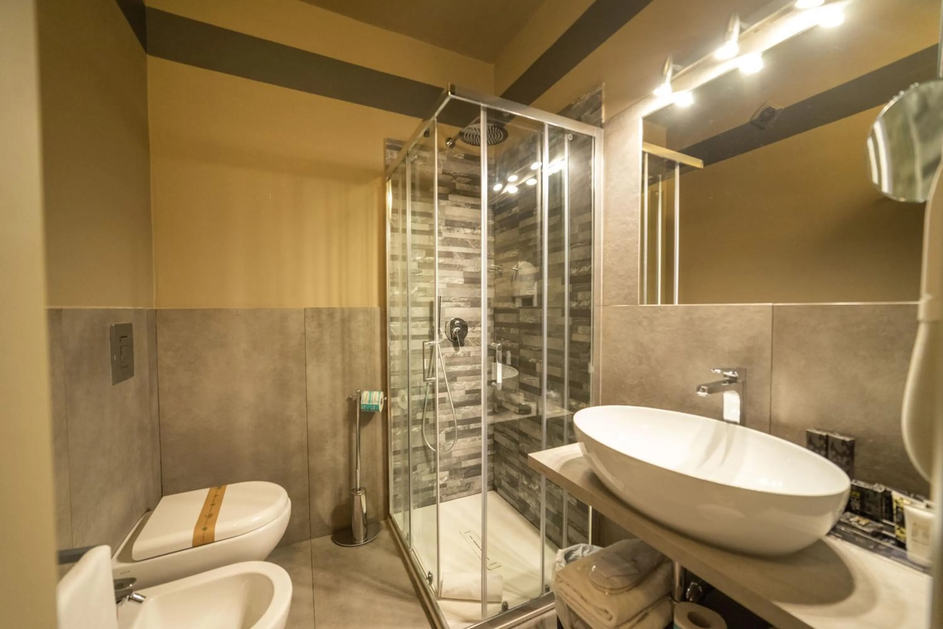 Bathroom in Hotel Villamare