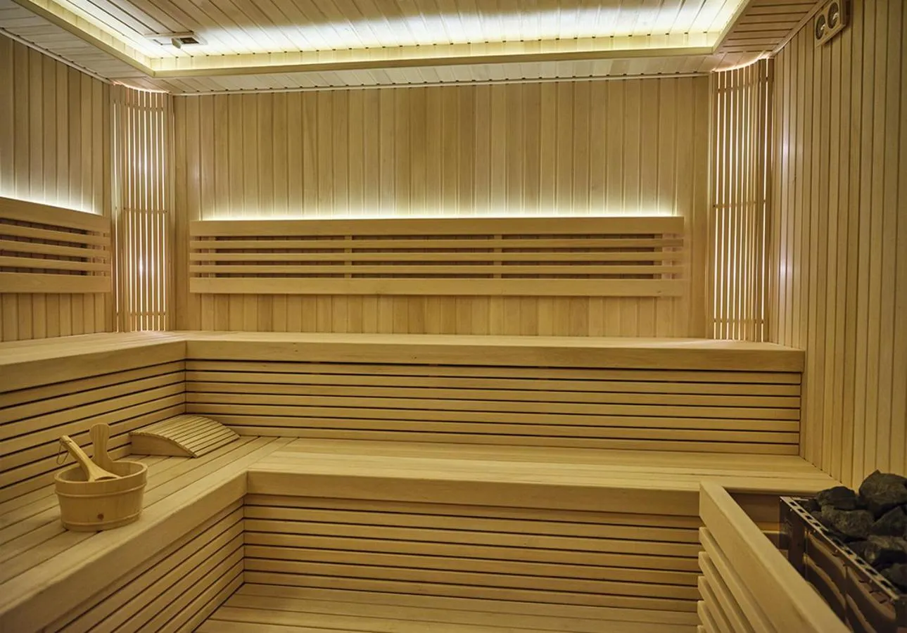 Sauna in Basqal Resort & SPA